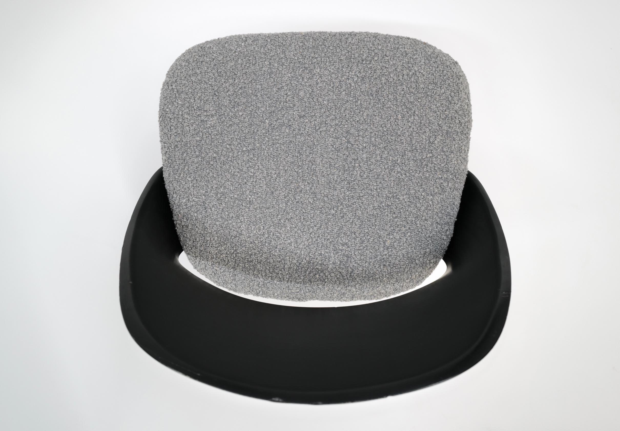 Chaise d'appoint Saarinen avec dossier en fibre de verre par Knoll en vente 3