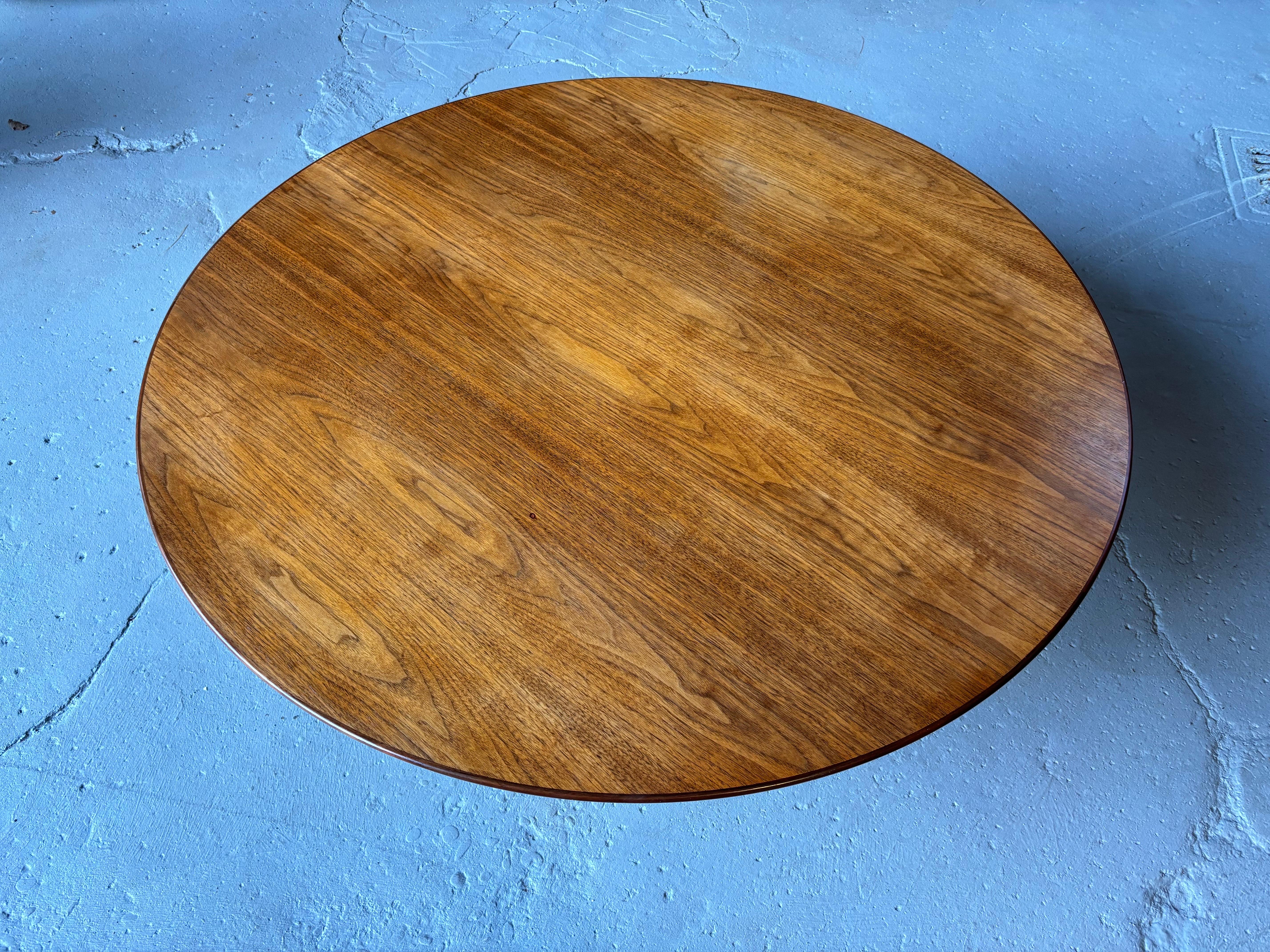 Mid-Century Modern Saarinen for Knoll 42” Round Walnut Tulip Coffee Table