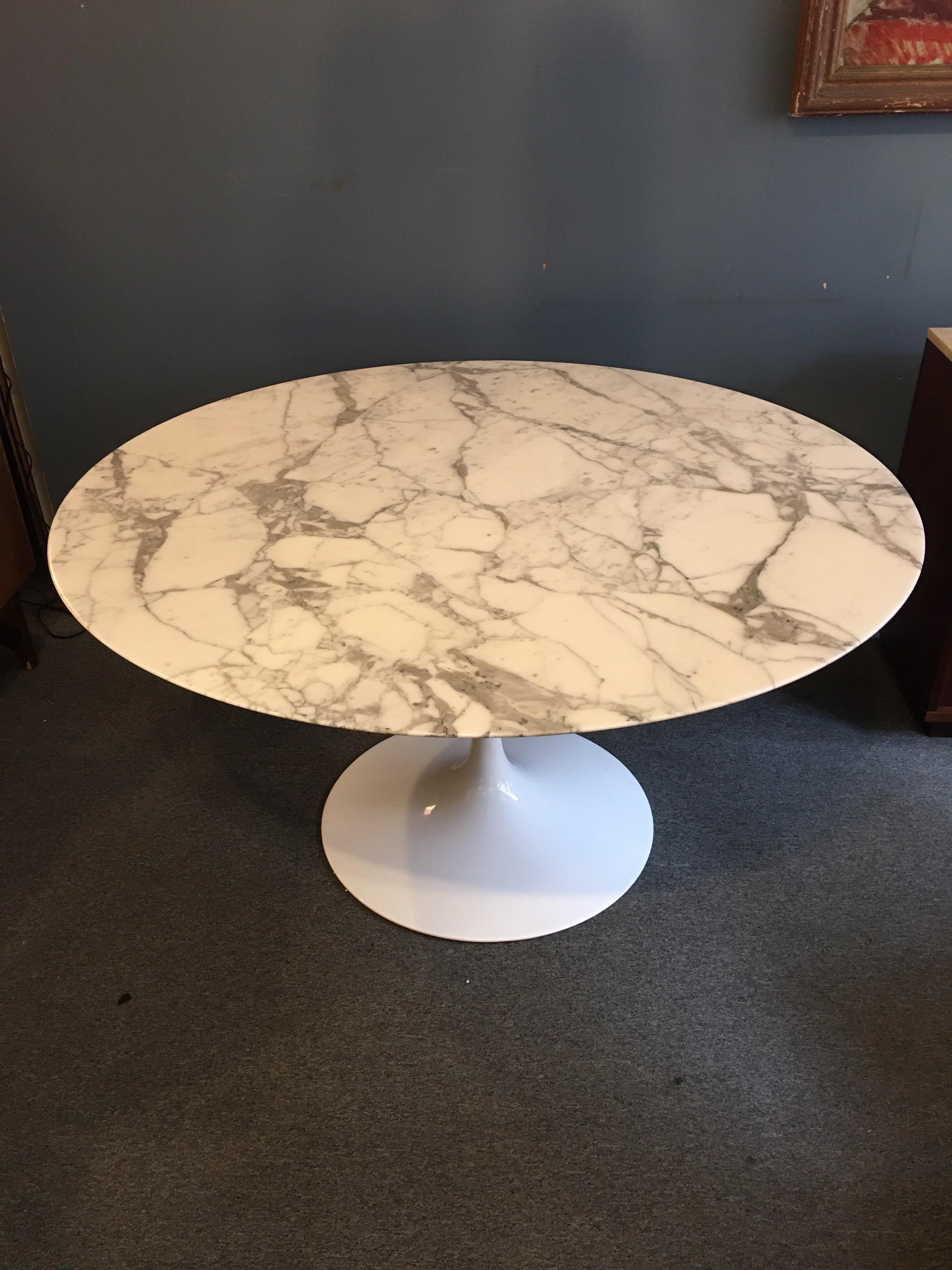 Contemporary Saarinen for Knoll Marble 54