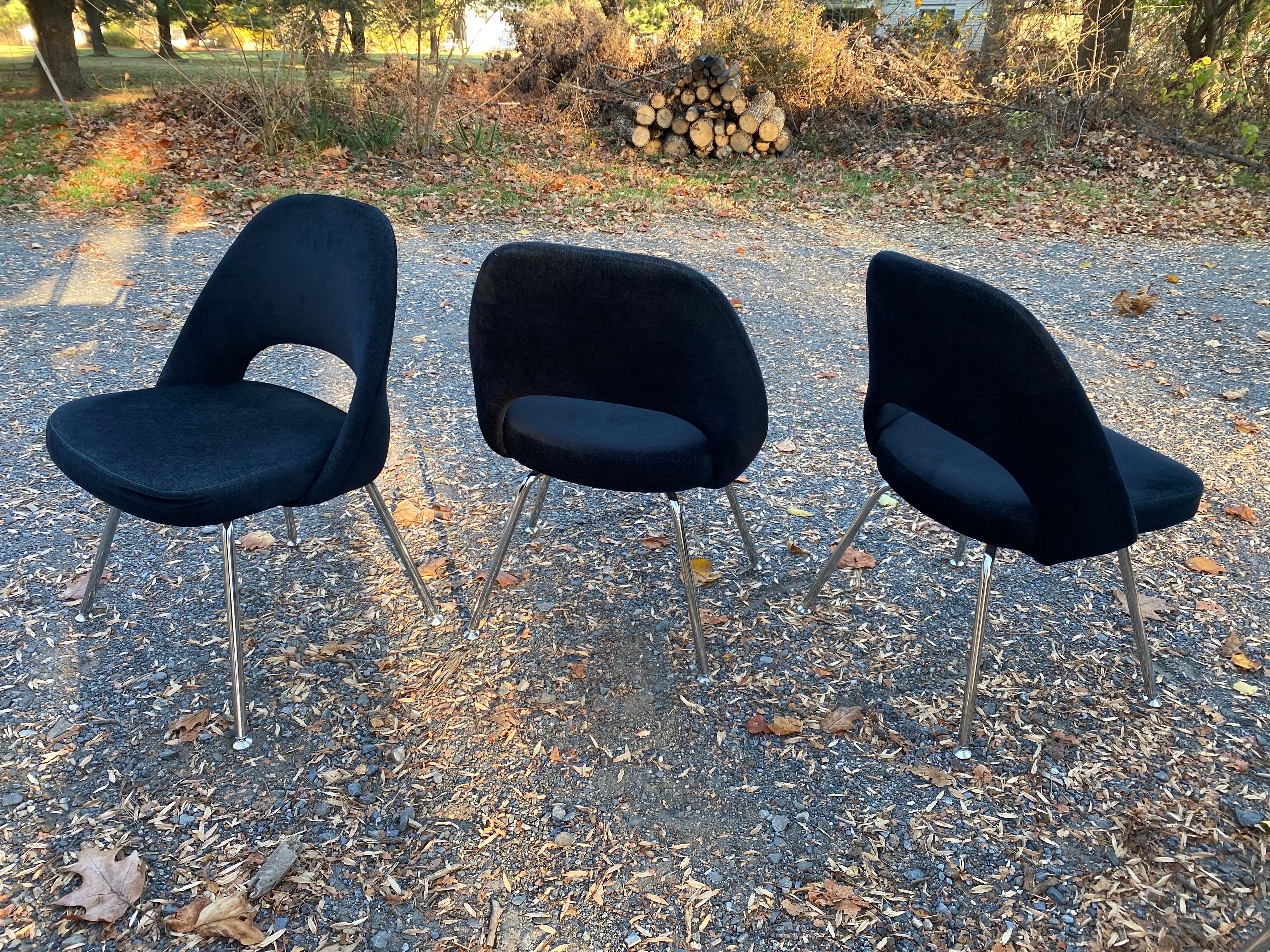 Saarinen for Knoll Executive Armless/ Dining Chairs 3