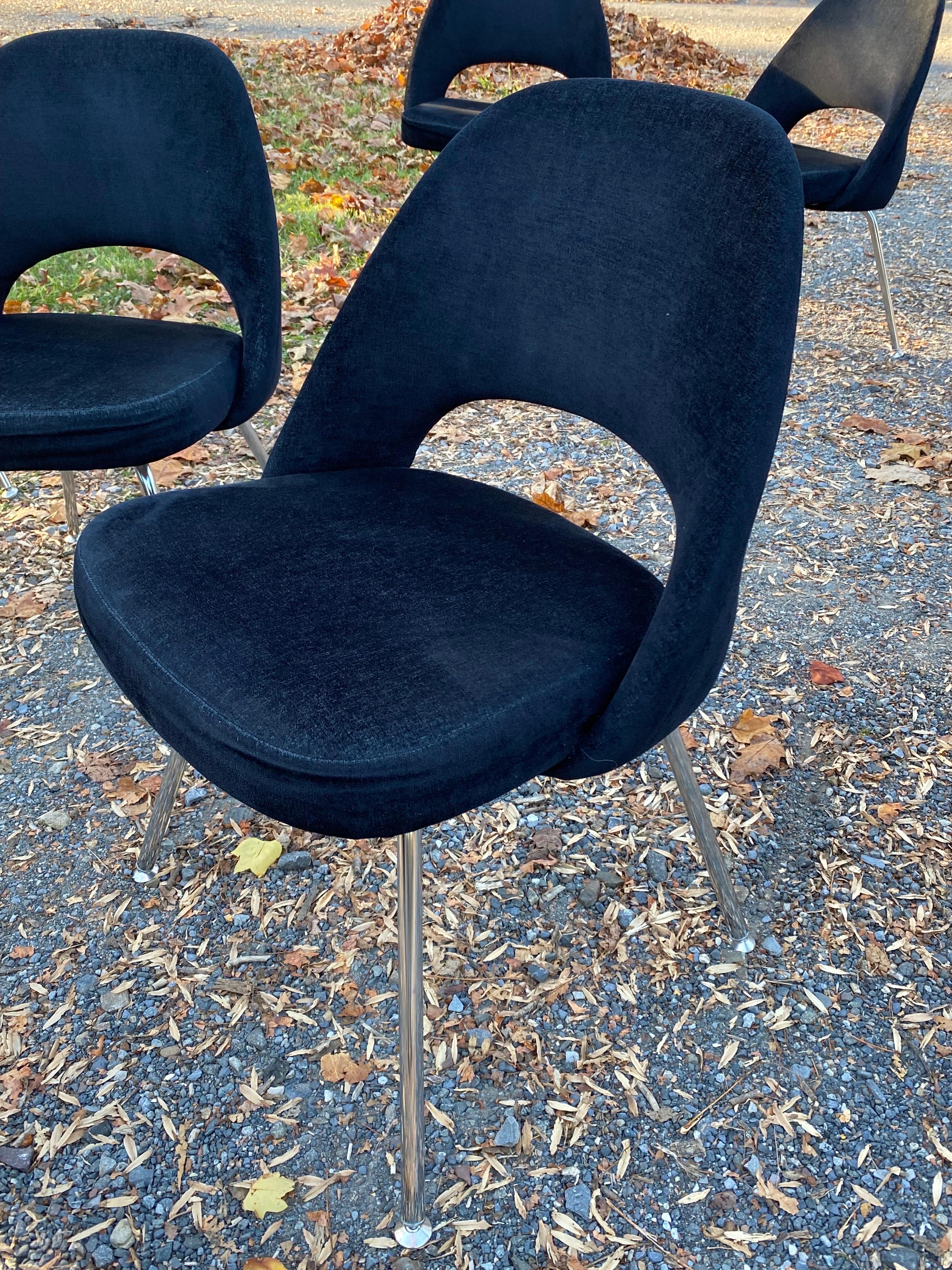 Mid-Century Modern Saarinen for Knoll Executive Armless/ Dining Chairs