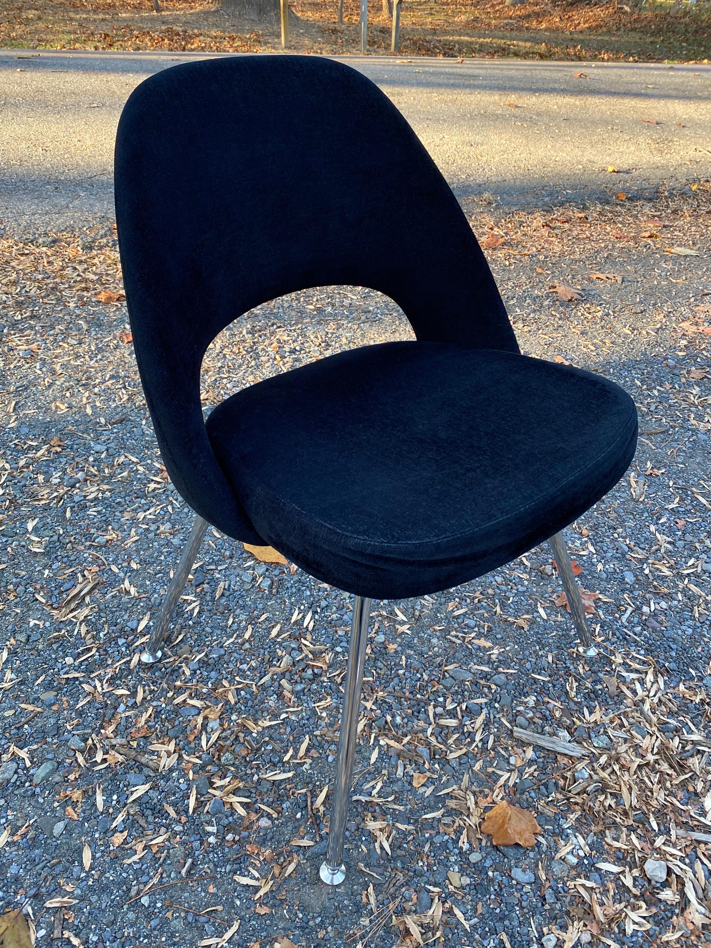 Upholstery Saarinen for Knoll Executive Armless/ Dining Chairs