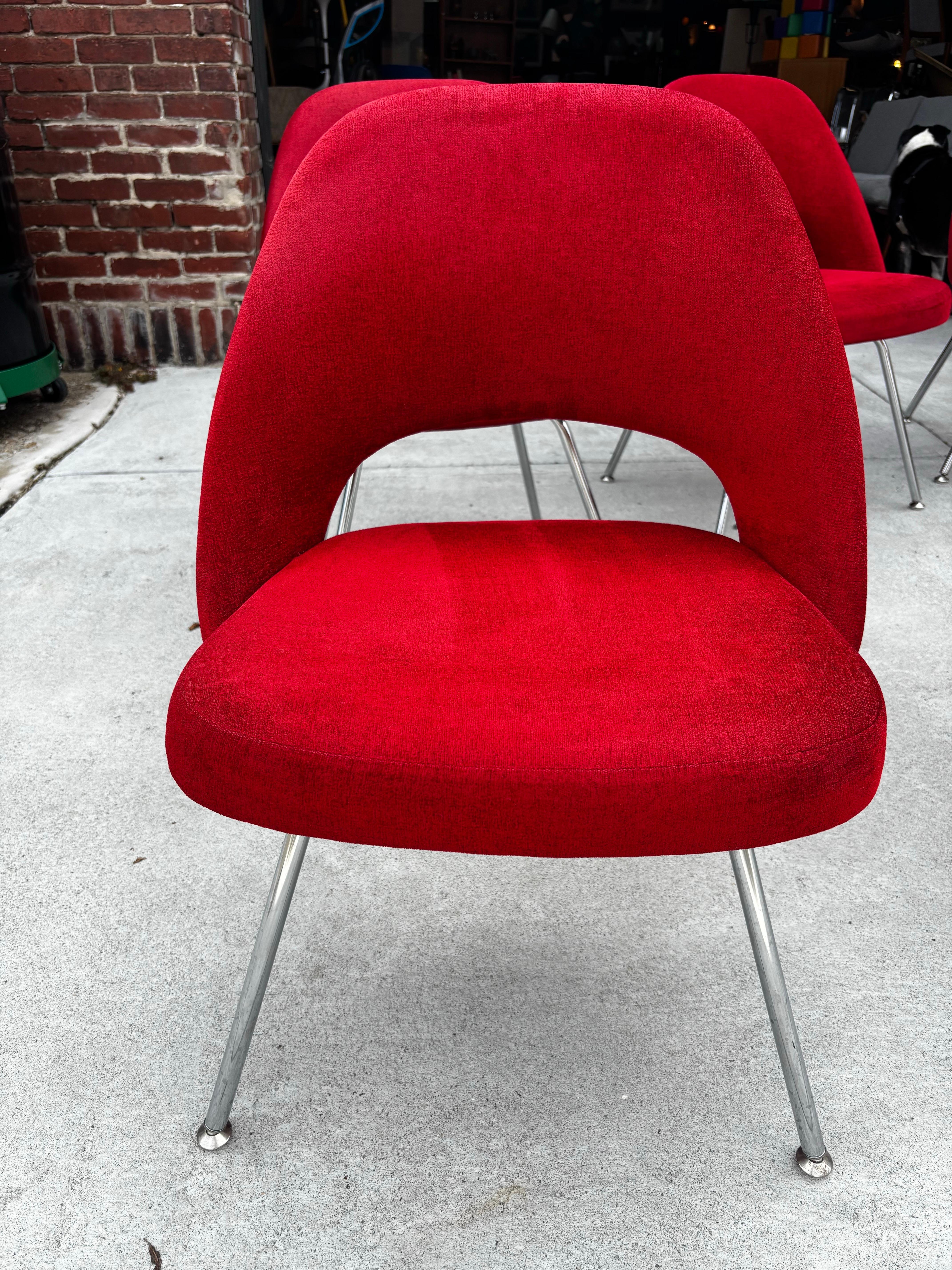 Américain Saarinen for Knoll Executive Side/ Dining Chairs, Set of 6 en vente