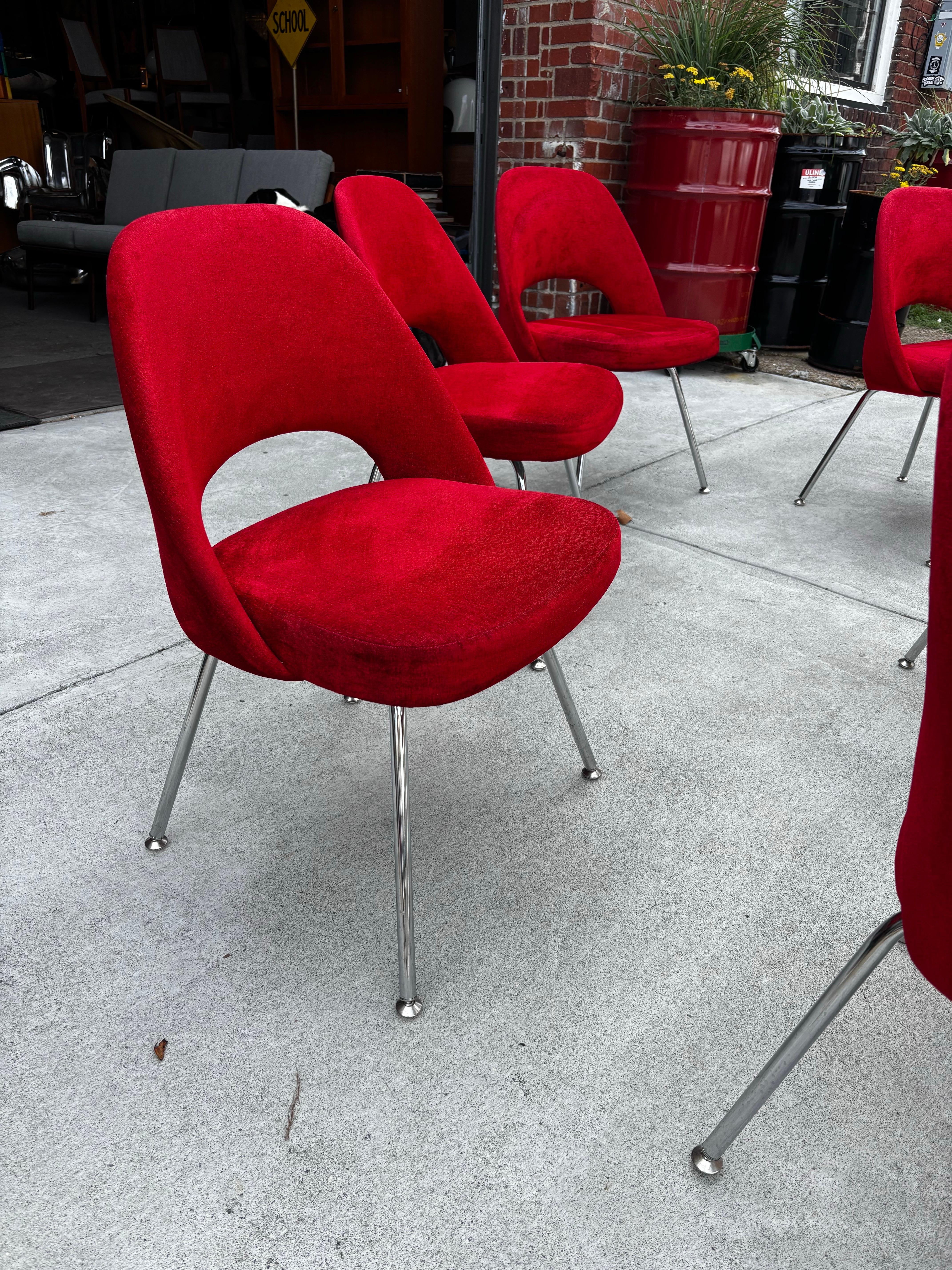 Saarinen for Knoll Executive Side/ Dining Chairs, Set of 6 Bon état - En vente à Philadelphia, PA