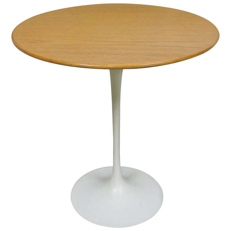 Saarinen for Knoll Mid-Century Modern Oak Tulip Pedestal Side