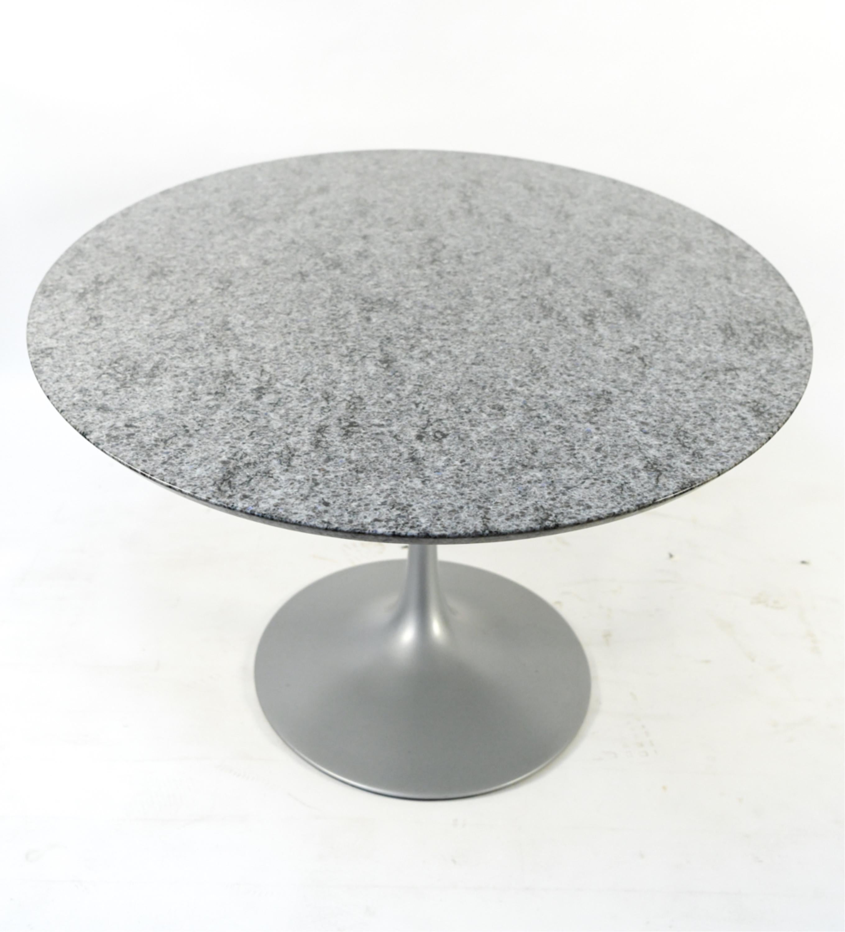 Saarinen for Knoll Oval Marble Top Dining Table 2