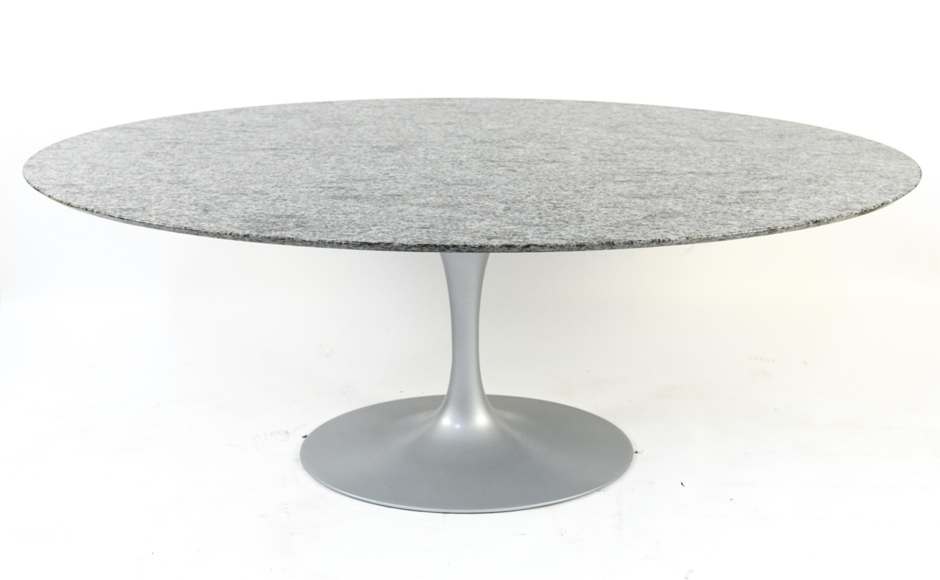 Saarinen for Knoll Oval Marble Top Dining Table 3