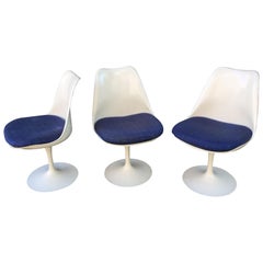 Saarinen for Knoll Tulip Chairs 
3

