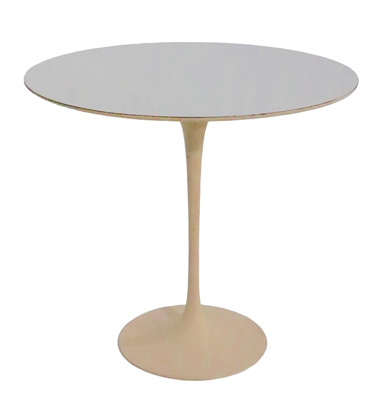 Saarinen for Knoll Tulip Side Table 320 Park Ave  c 1960's In Good Condition For Sale In New York, NY