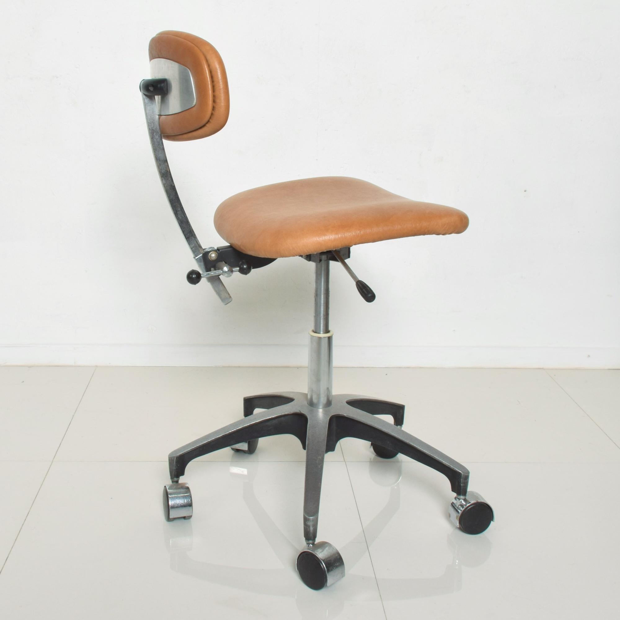 Mid-20th Century Cognac Leather Adjustable Office Task Desk Chair  Saarinen Knoll Eames 1960s