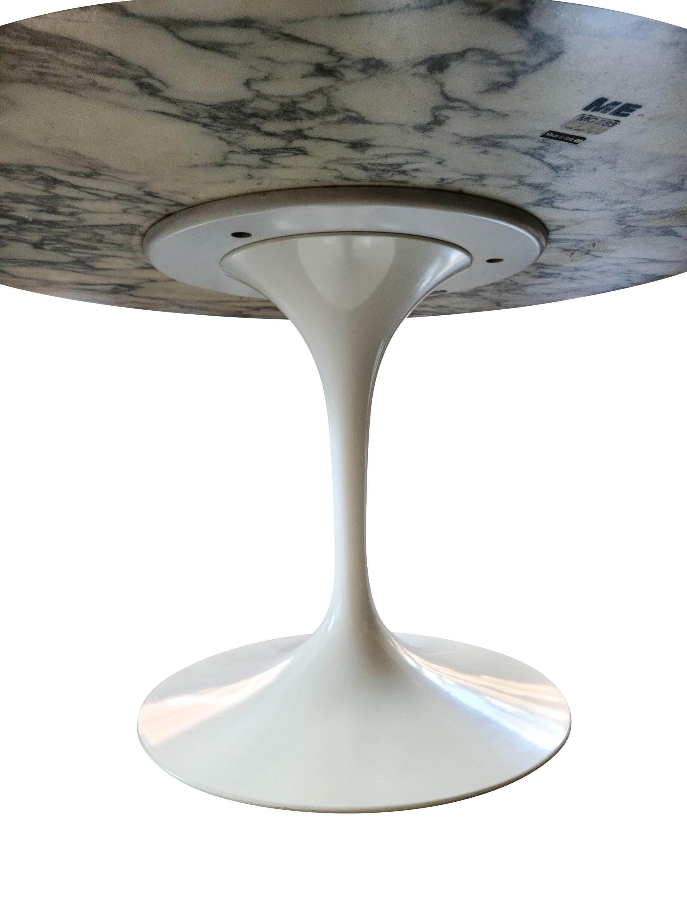 Mid-Century Modern Saarinen Knoll Round Tulip Black White Marble Table, 2010