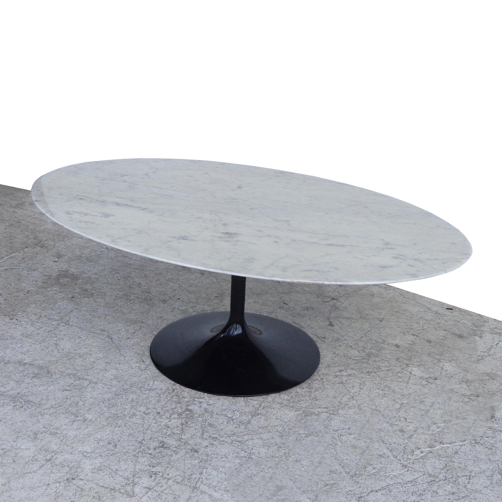 Mid-Century Modern Knoll Saarinen Marble Coffee Table