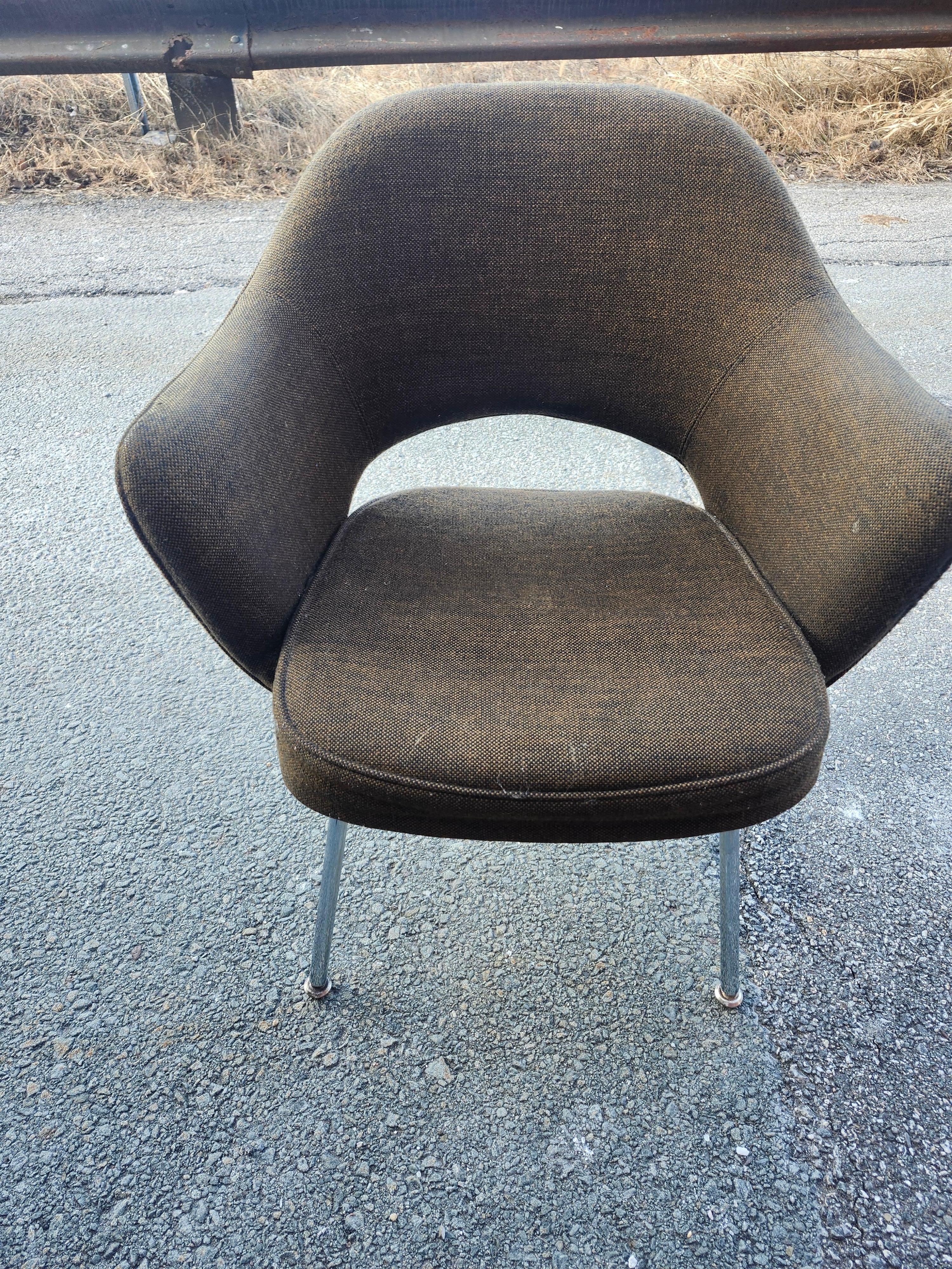 Saarinen Mid Century Modern Executive Lounge Dining Armchair by Knoll For Sale 2