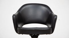 Saarinen office chair for Knoll international