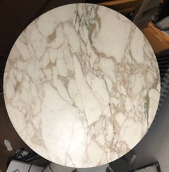 Saarinen Round Calacatta d'Oro Dining Table for Knoll International