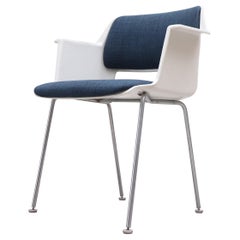 Saarinen Style Arm Chair by A.R. Cordemeyer for Gispen