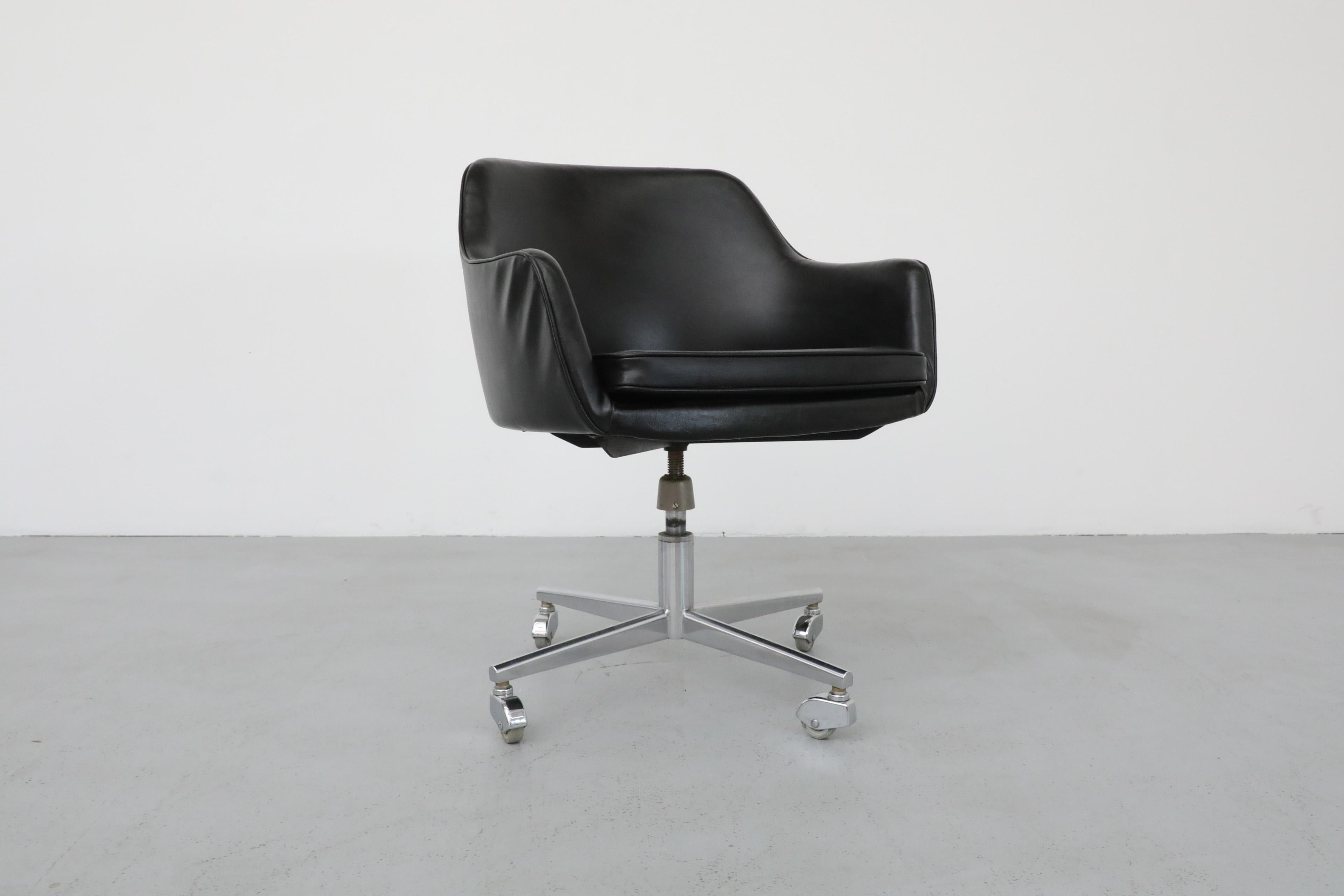 Saarinen Style Black Faux Leather Rolling Office Chair w/ Newly Upholstered Seat For Sale 6