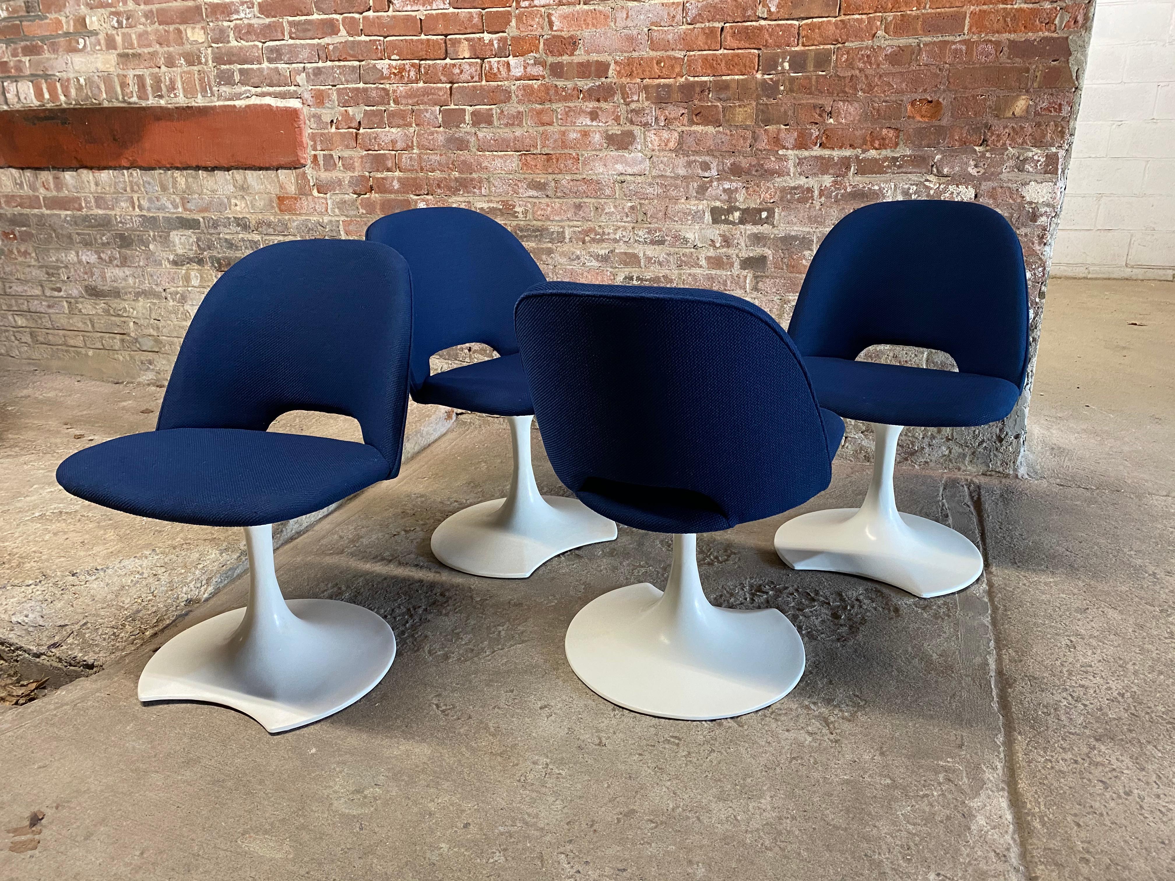 Mid-20th Century Saarinen Style Crescent Base Swivel Chairs