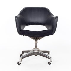 Saarinen Style Mid-Century Wheeled Desk Chair