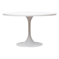 Saarinen Style Tulip Pedestal Table by Pastoe