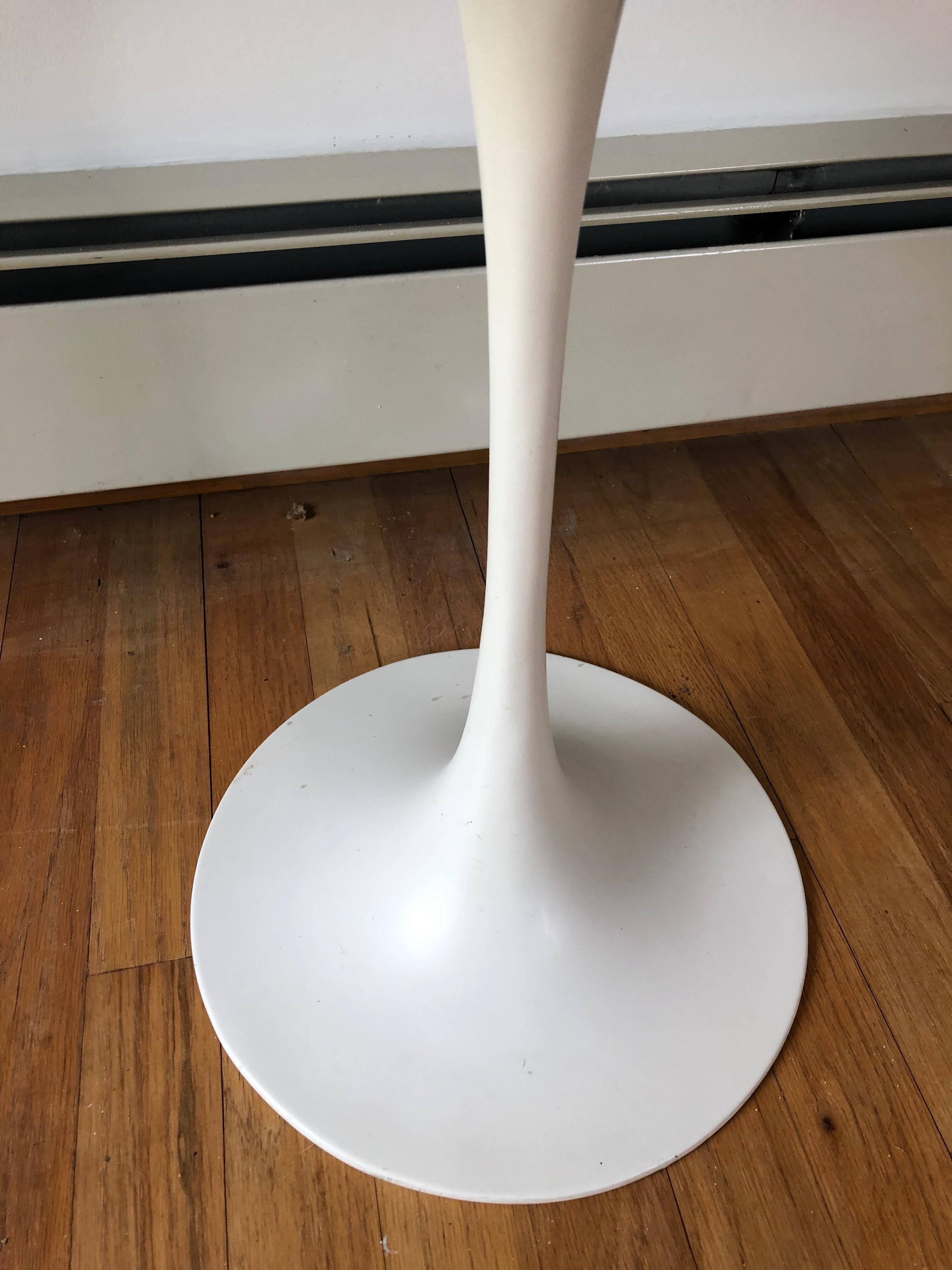 Mid-Century Modern Saarinen Style Tulip Side Table