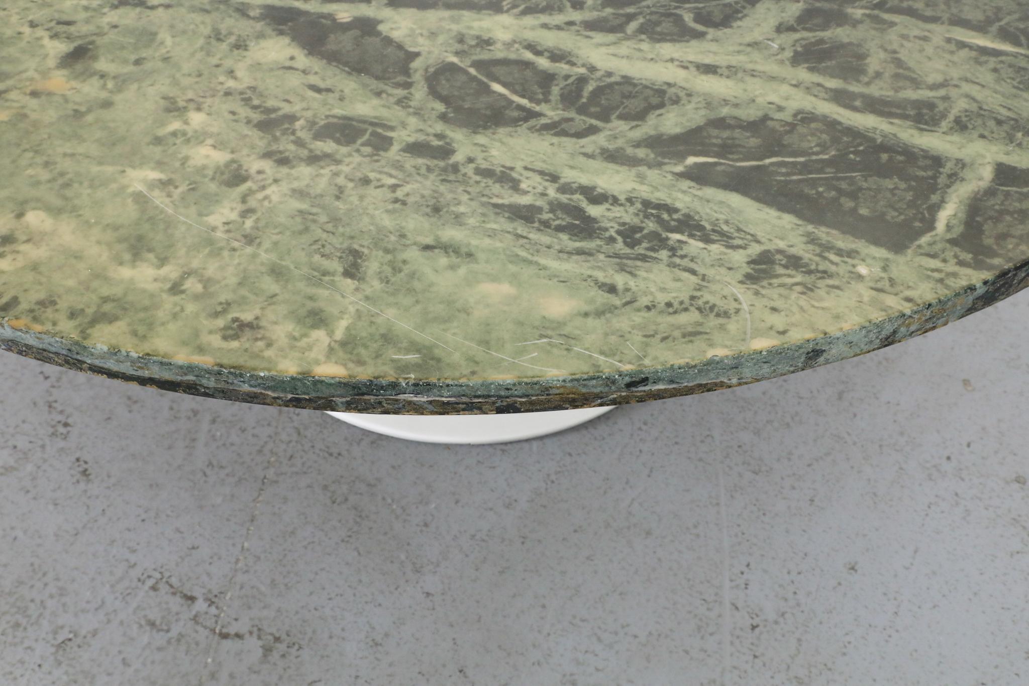 Table tulipe en marbre vert Verde Alpi, style Saarinen, milieu du siècle dernier en vente 3