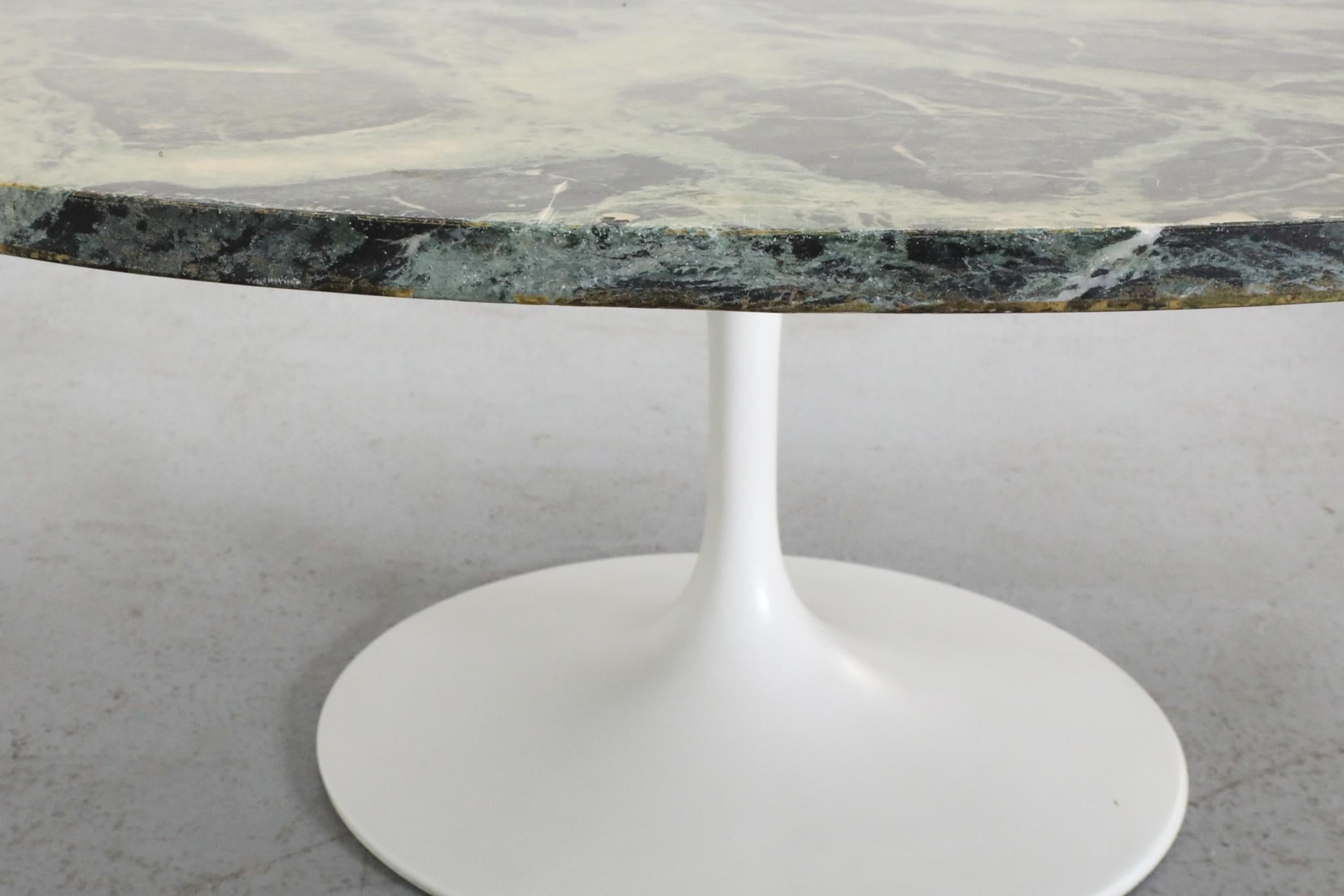 Table tulipe en marbre vert Verde Alpi, style Saarinen, milieu du siècle dernier en vente 11