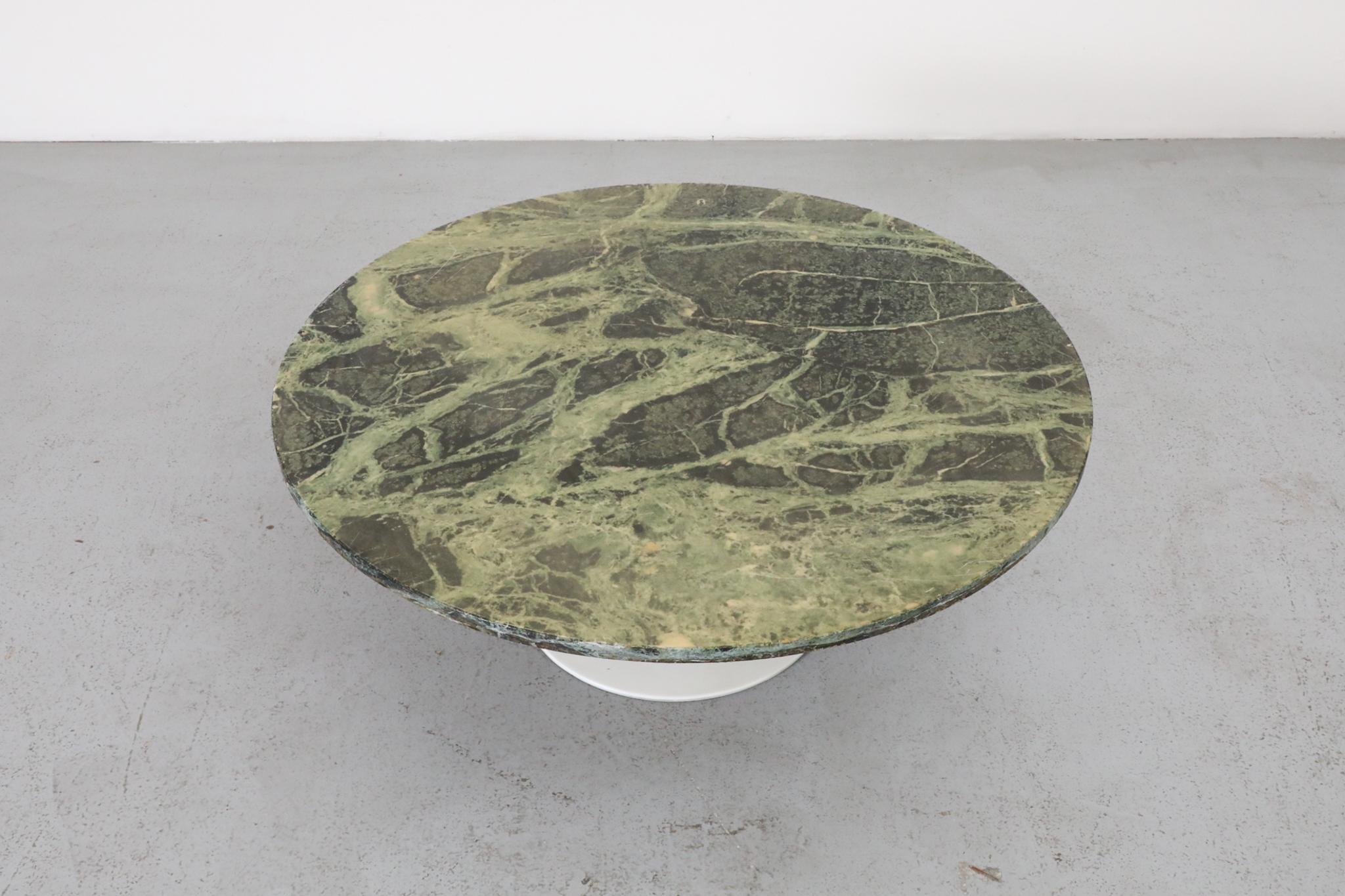 Table tulipe en marbre vert Verde Alpi, style Saarinen, milieu du siècle dernier Bon état - En vente à Los Angeles, CA