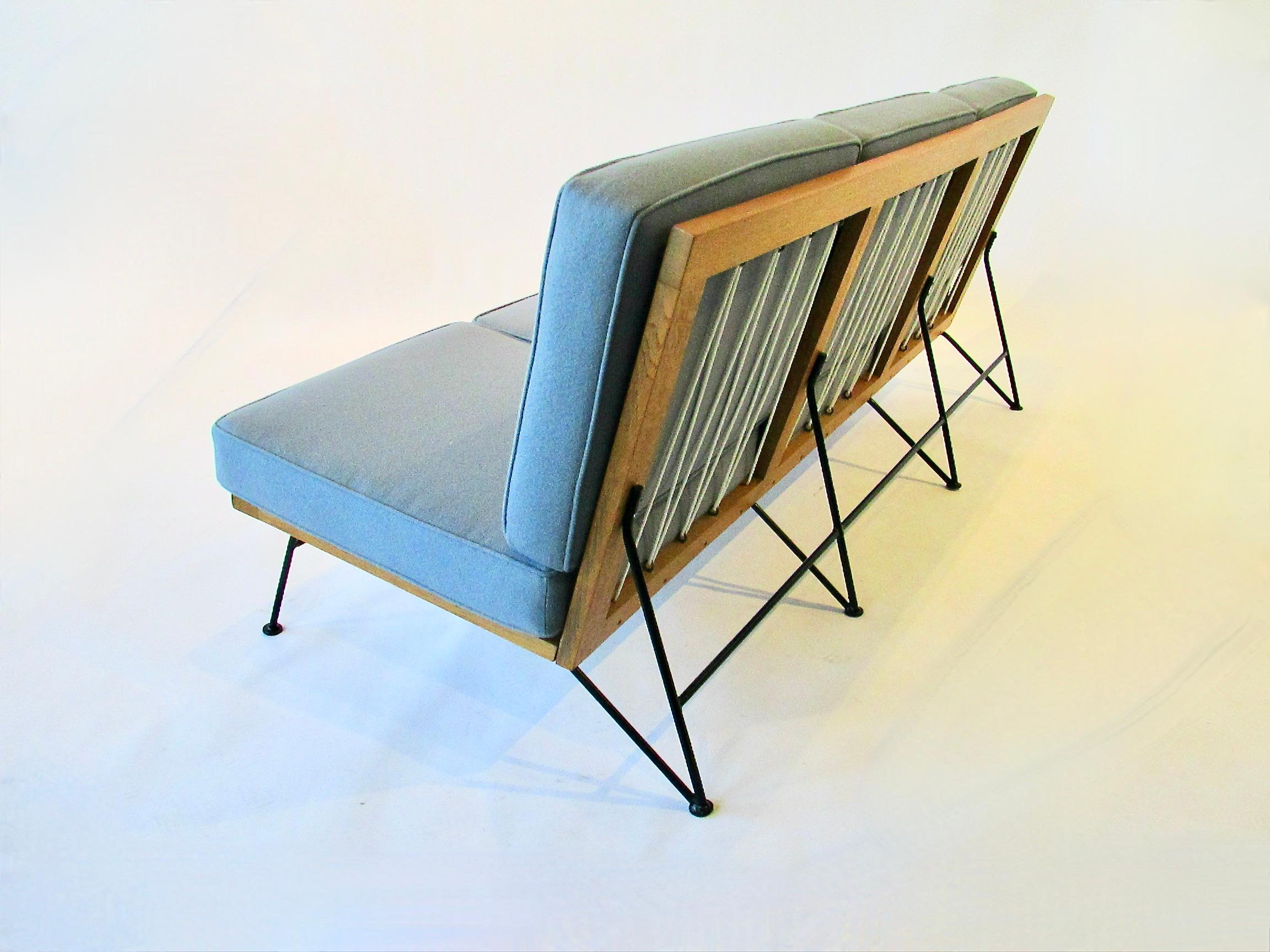 Canapé Saarinen Swanson Ficks Reed en fer forgé avec structure en Wood en vente 6