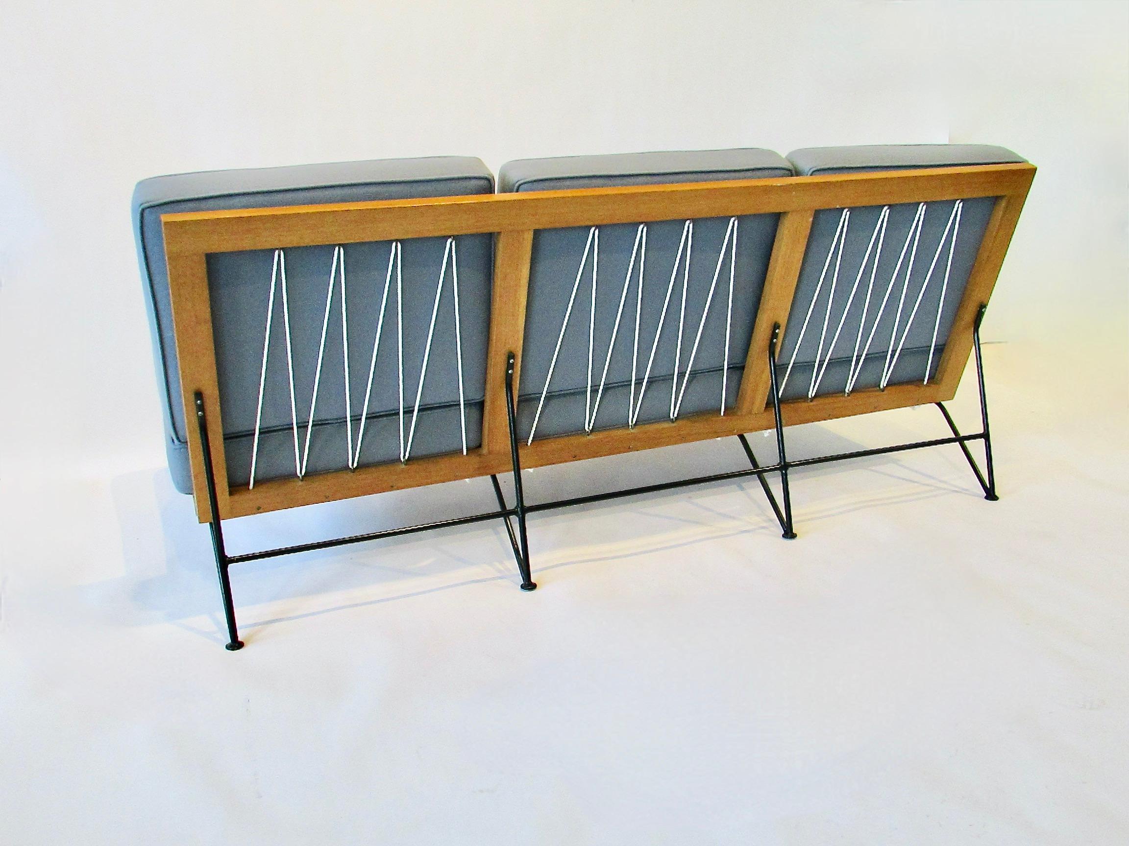 20th Century Saarinen Swanson Ficks Reed Wrought Iron with Wood Frame Couch For Sale