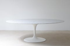 Saarinen Tulip Knoll Oval Table