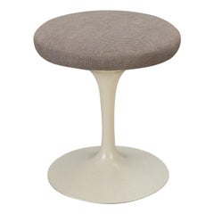 Saarinen Tulip Stool