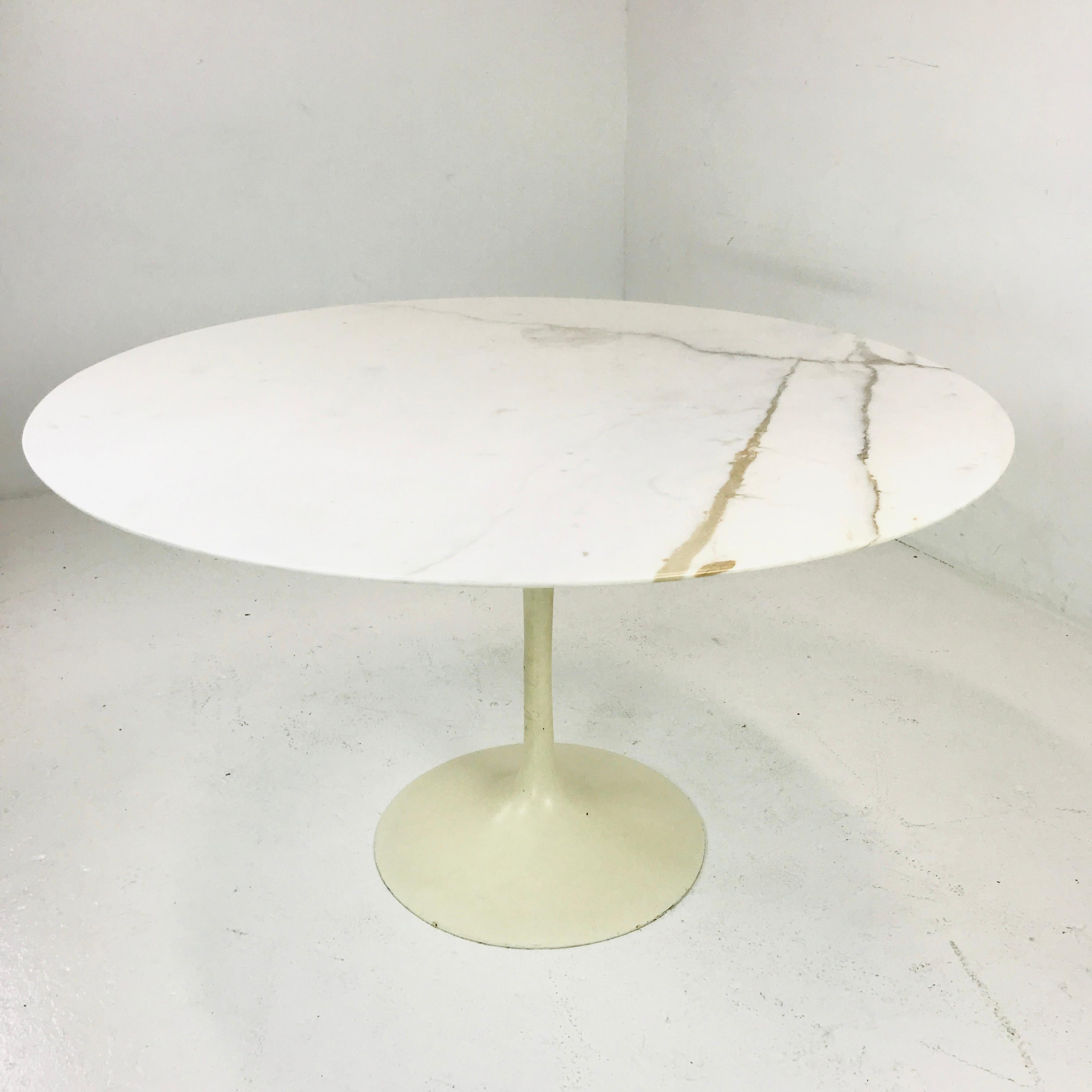 Metalwork Saarinen Style Tulip Table