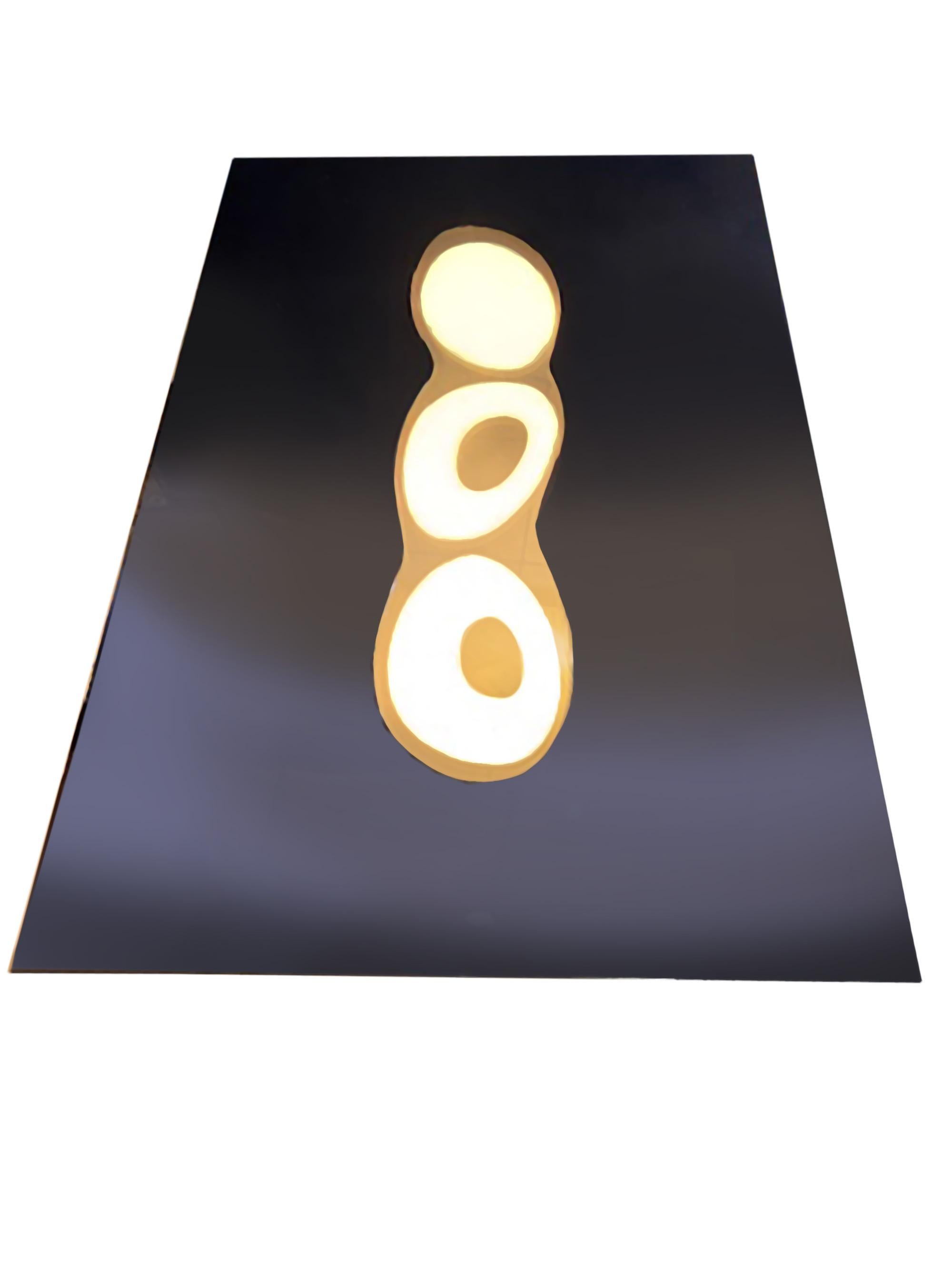 Table basse lumineuse Saazs Black Limited Edition Découvrir Excellent état - En vente à Saint Ouen, FR