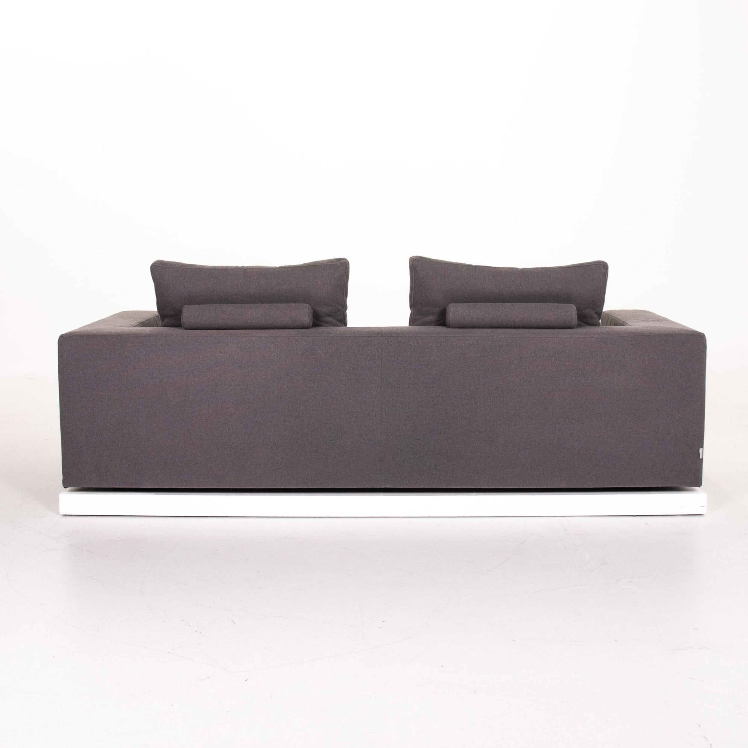 Saba Italia Fabric Sofa Gray Two-Seat Couch For Sale 2