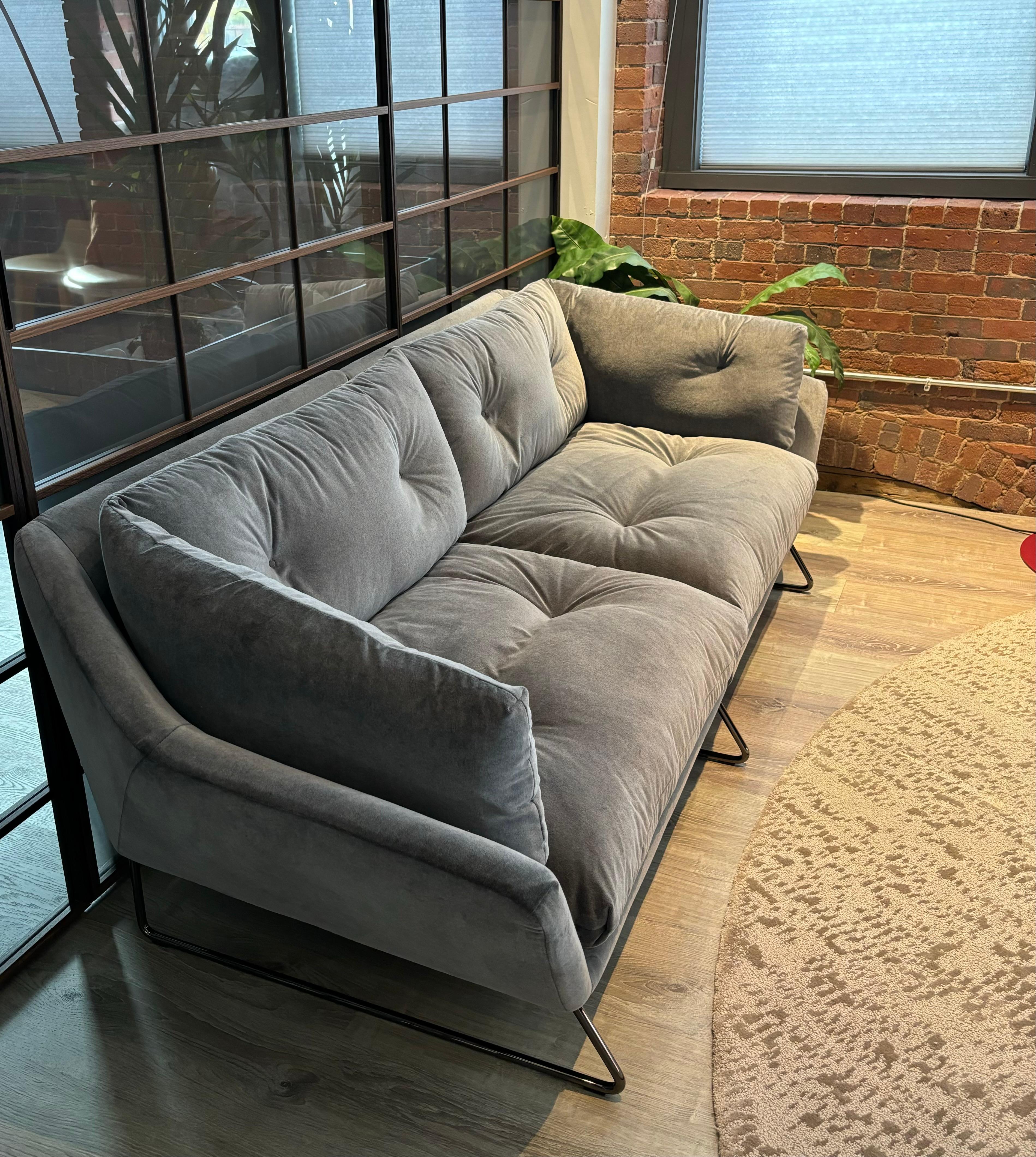 Saba Italia Nueva York Suite Italiano en venta