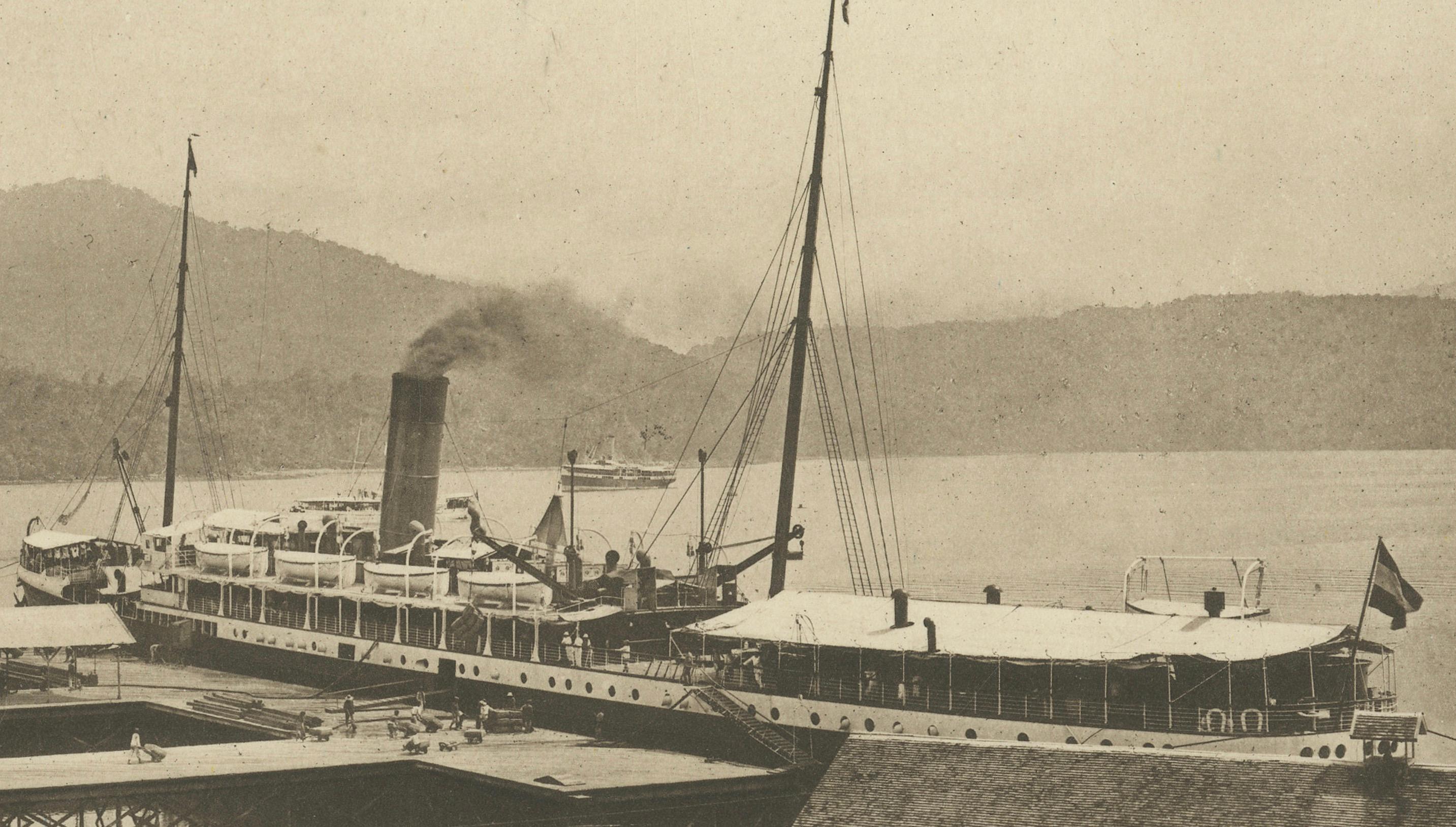 Port de Sabang, Pulau Weh - Kleingrothe Dutch East Indies Coaling Photo c.1910 en vente 2