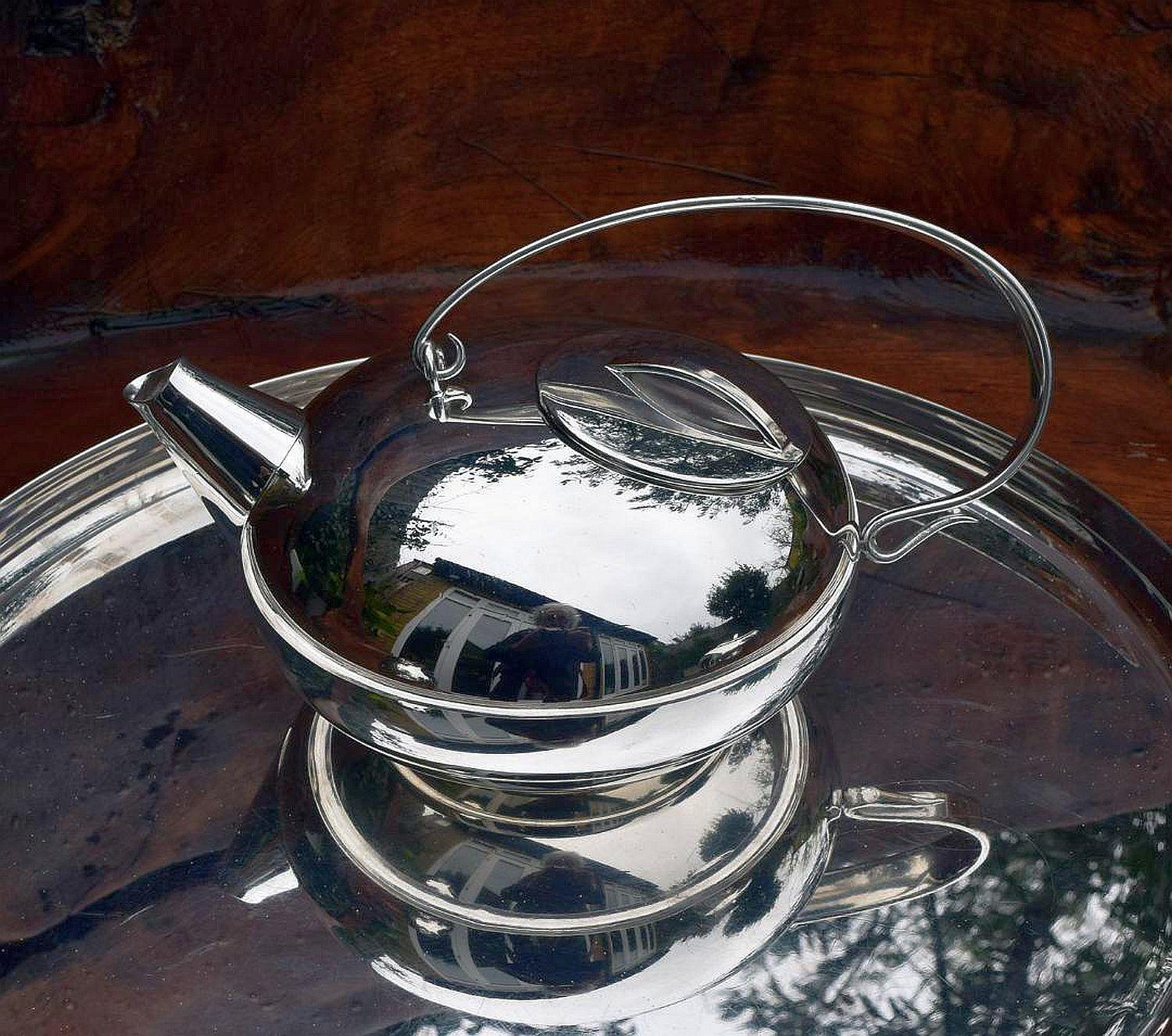 Sabattini Christofle Gallia Boule 4 Biece Tea Set In Good Condition For Sale In London, GB