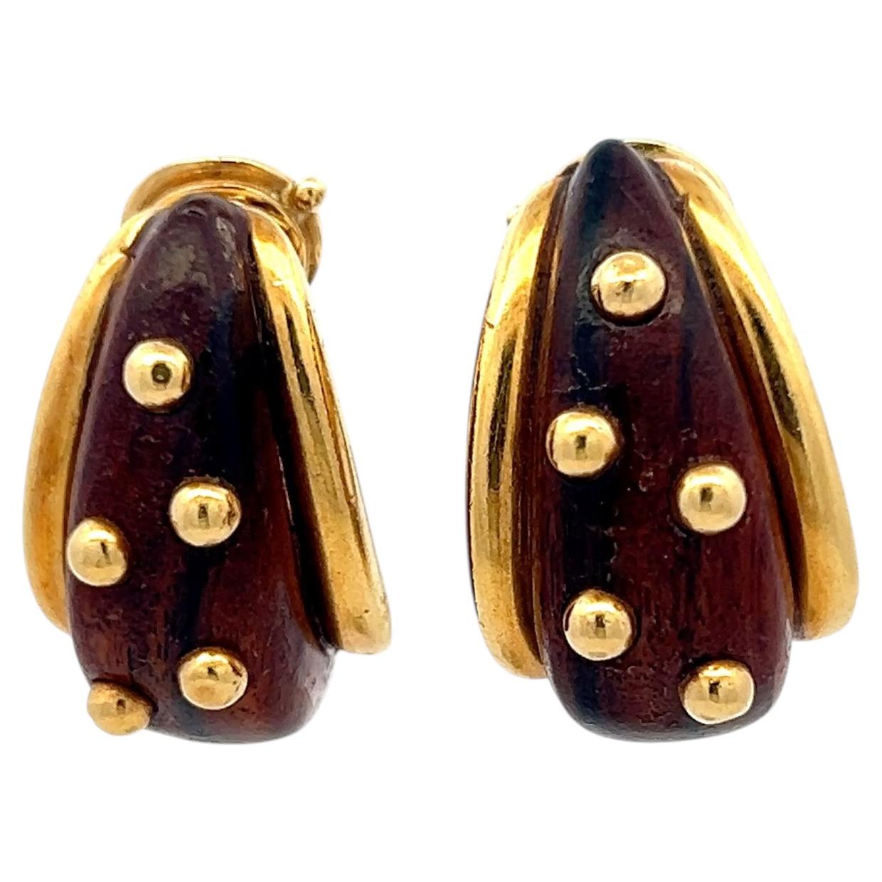 Sabbadini Ohrclips aus 18-karätigem Gelbgold mit Holz, 21,07 Gramm im Angebot