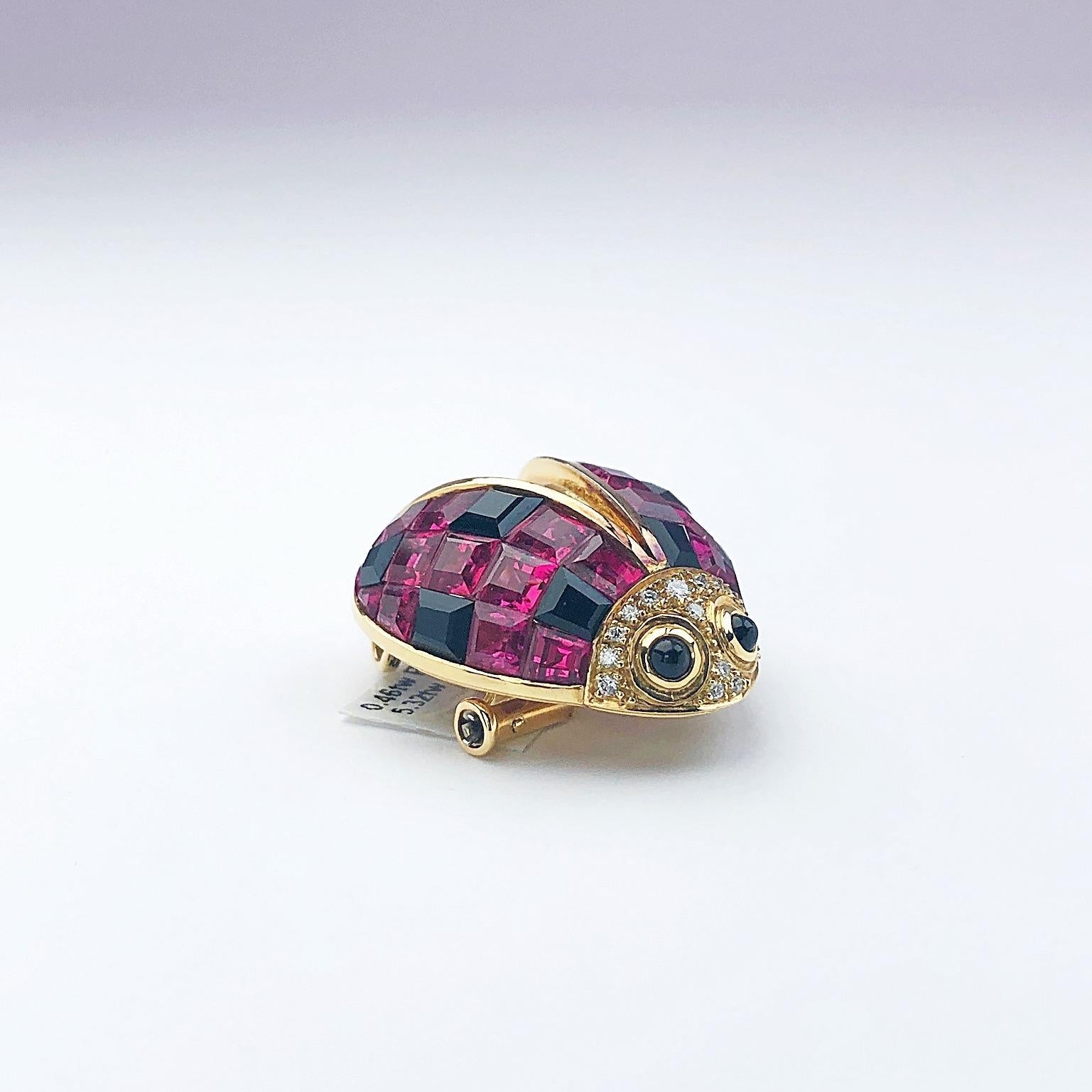 Square Cut Sabbadini 18 Karat Gold Ladybug Brooch with Pink Tourmaline, Onyx and Diamonds For Sale