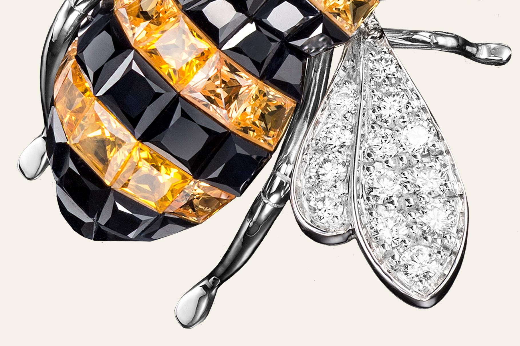 Sabbadini Bee Brooch Invisible Setting in Yellow & Black Sapphires with Diamonds für Damen oder Herren im Angebot