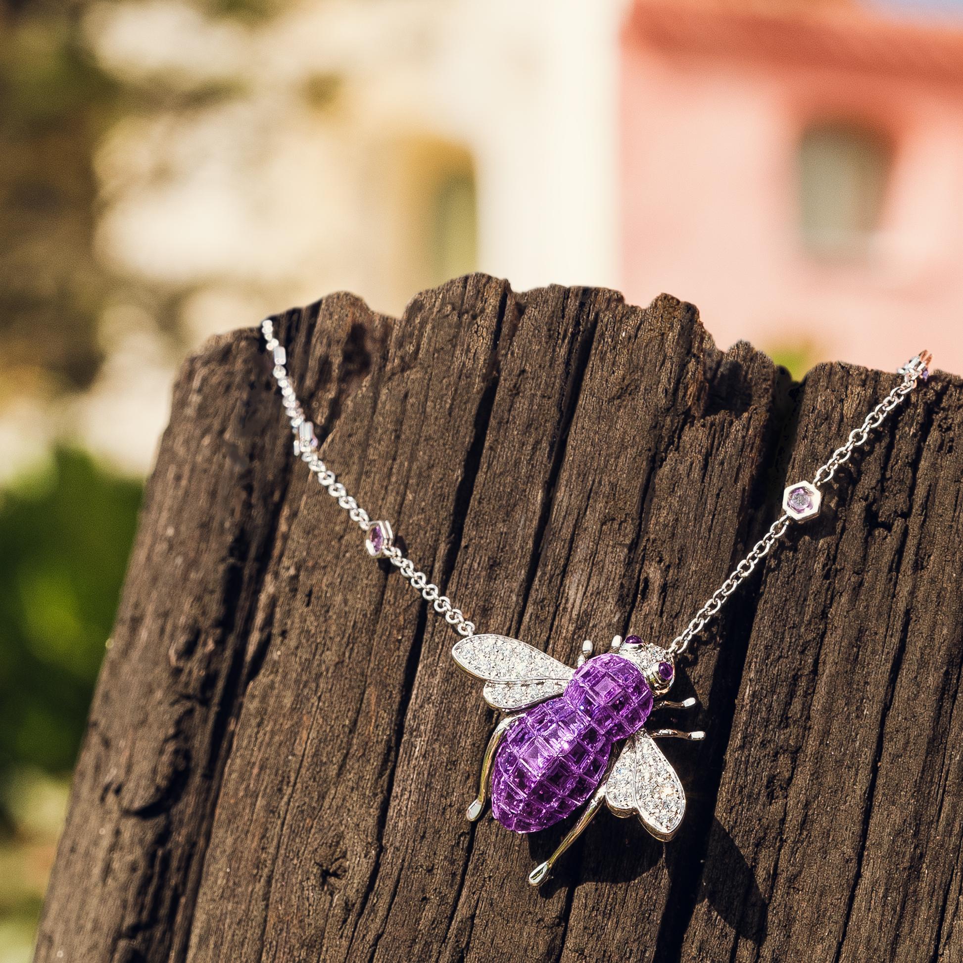 Sabbadini Bee Necklace, Invisible Setting Amethysts In New Condition For Sale In Milan, IT