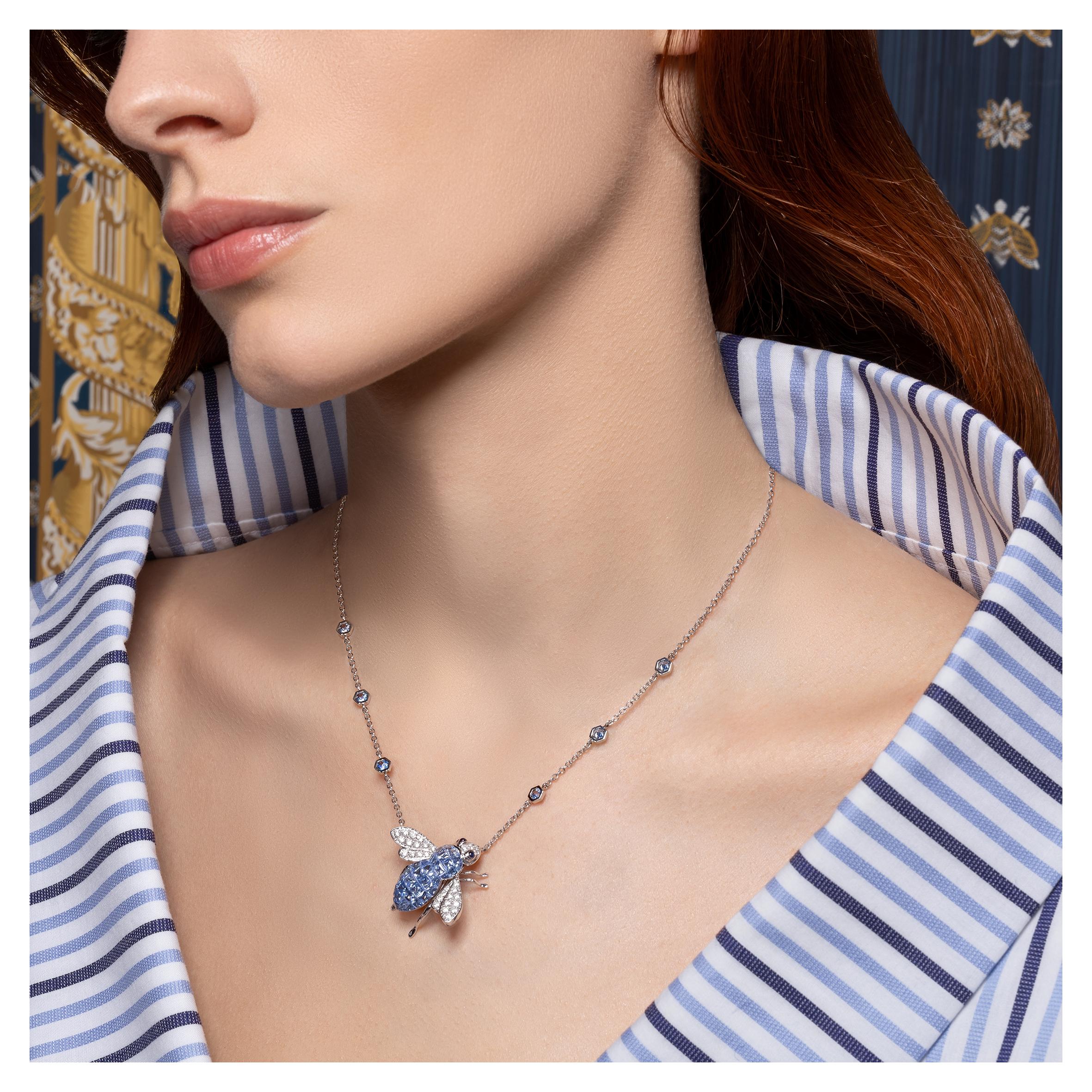 White gold and light sapphire necklace, diamond pavé and invisibly set light sapphire bee pendant.
The Bee Brooch, originally designed by Alberto Sabbadini for his wife Stefania in the 1980s, has become an icon of the maison, our most beloved