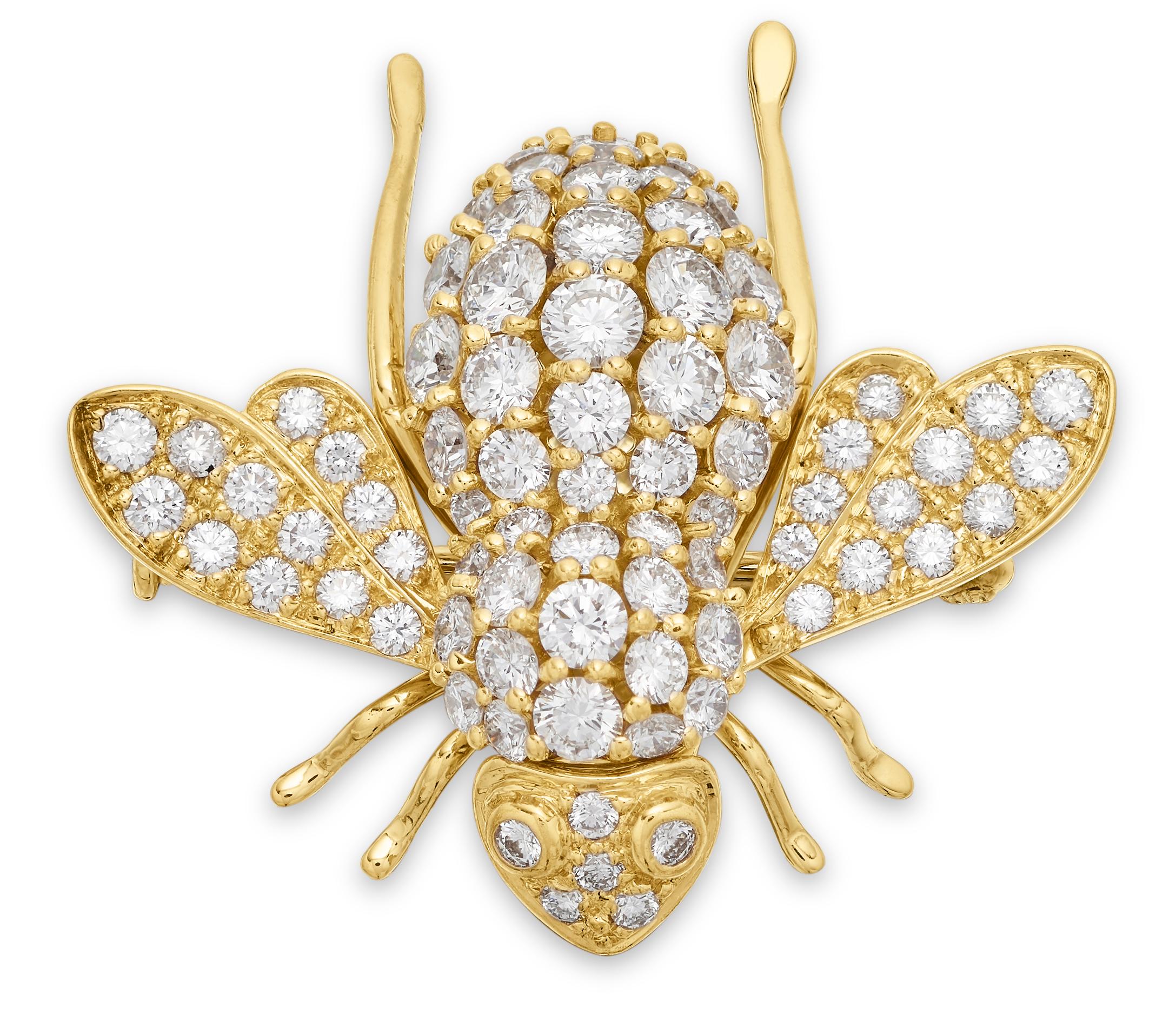 Diamond set bee brooch by Sabbadini Italian designer. Beautifully design bee brooch set with round brilliant cut dazzling diamonds. New retail price £13,500
Diamonds approximate total weight 2.90 carats, assessed colour G/H, assessed clarity VS
