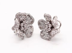 SABBADINI Flowers Clips Earrings In 18Kt White Gold With 3.78 Ctw In VS Diamonds