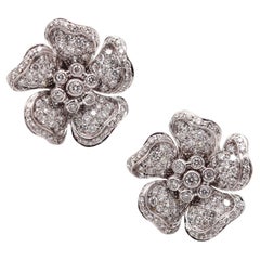 SABBADINI Blumen Clips Ohrringe in 18Kt Weißgold mit 3,78 Ctw in VS Diamanten