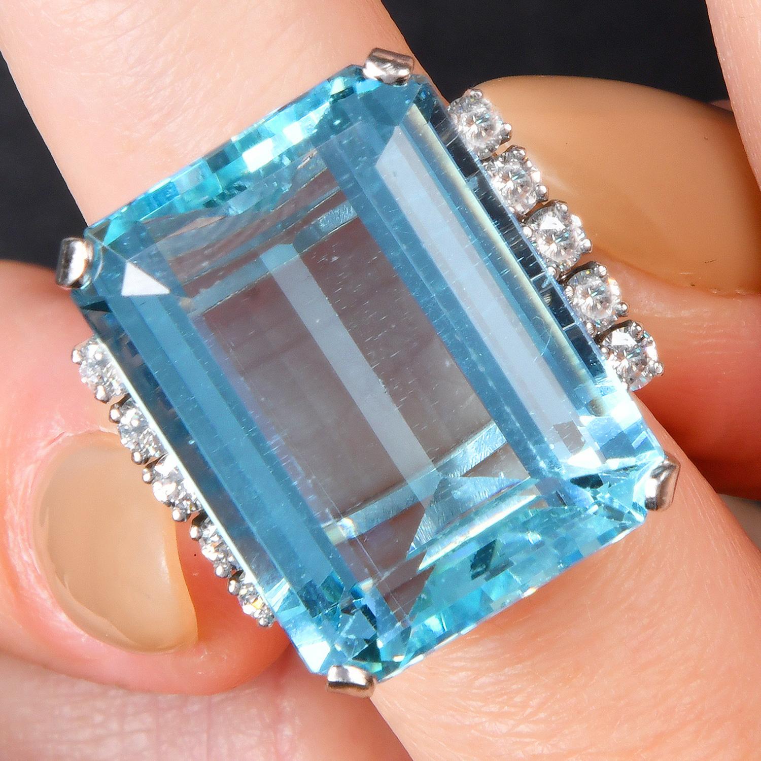 Sabbadini GIA Aquamarin 26,45cts Diamant Stufenschliff 18K Gold Cocktail Ring im Angebot 6