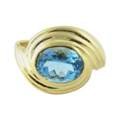 Sabbadini Gioielli 18 Karat Yellow Gold Blue Topaz Ring