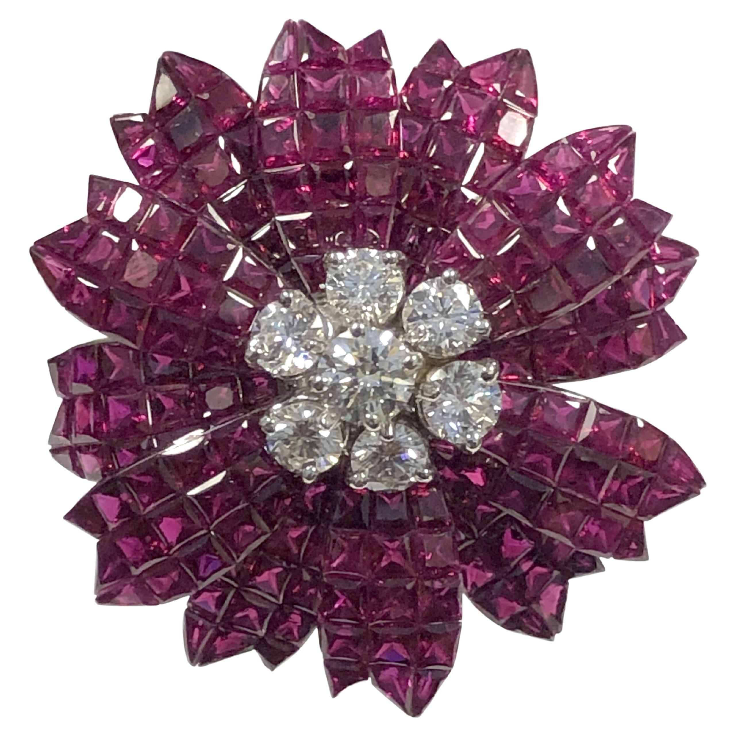 Sabbadini Invisible set Gold Ruby and Diamond Flower Brooch