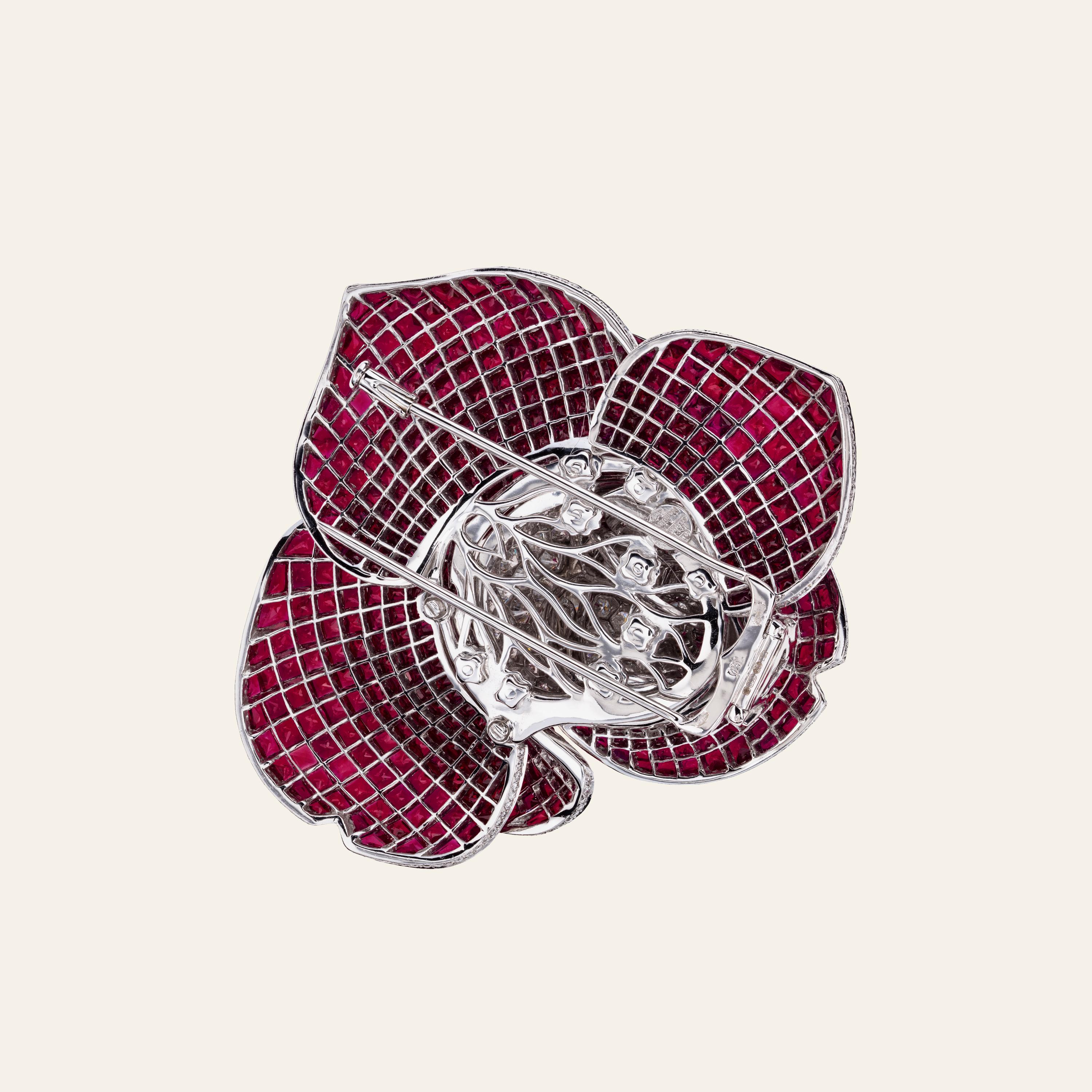 Sabbadini Invisible Setting Burmese Ruby Flower Brooch In New Condition For Sale In Milan, IT